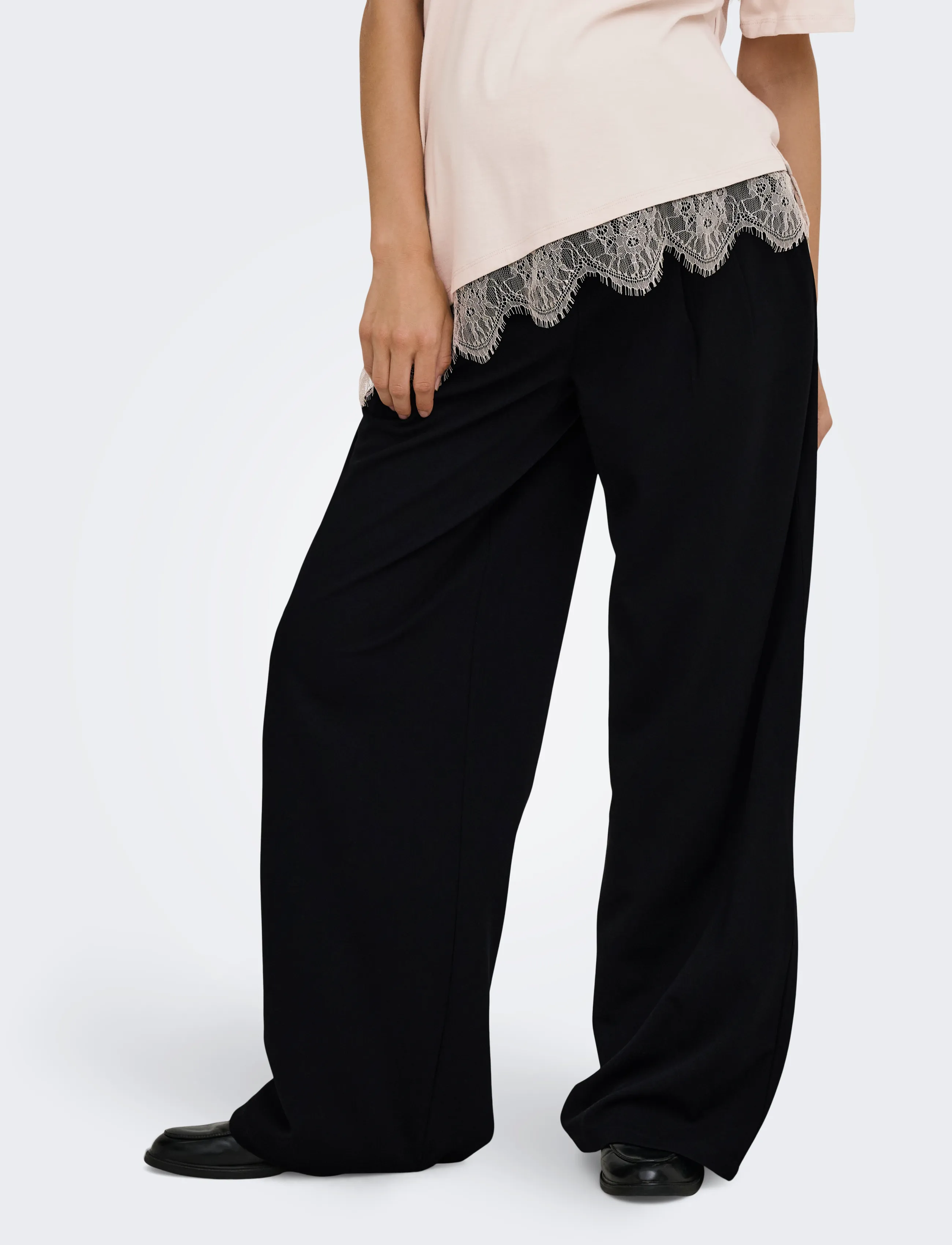 Only Maternity OLMSANIA DART O/B WIDE PANT JRS NOOS - Byxor - BLACK / black