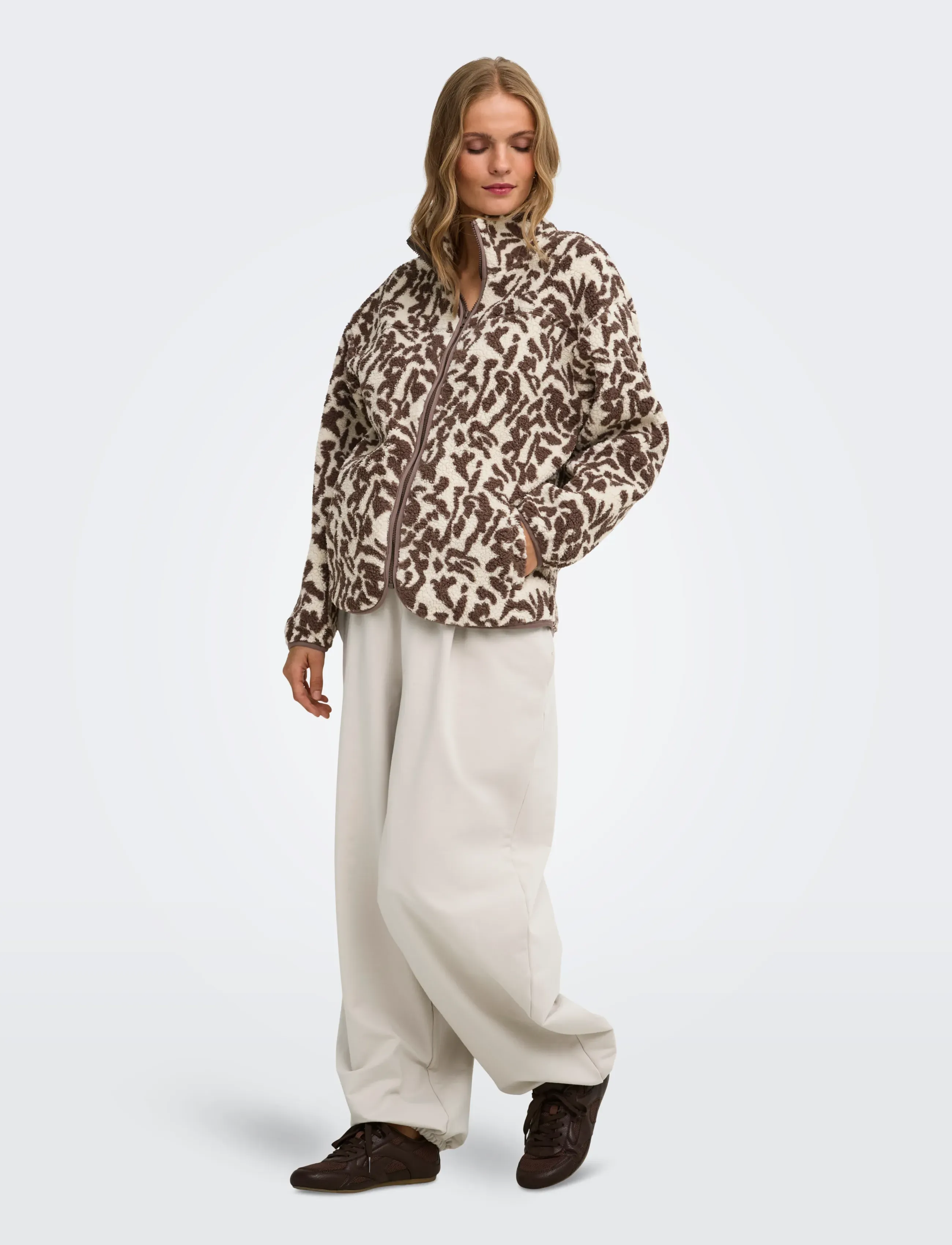 Only Maternity - OLMMAMA DALLAS TEDDY 3 IN ONE SWEAT - herbstersparnisse - bracken - 4