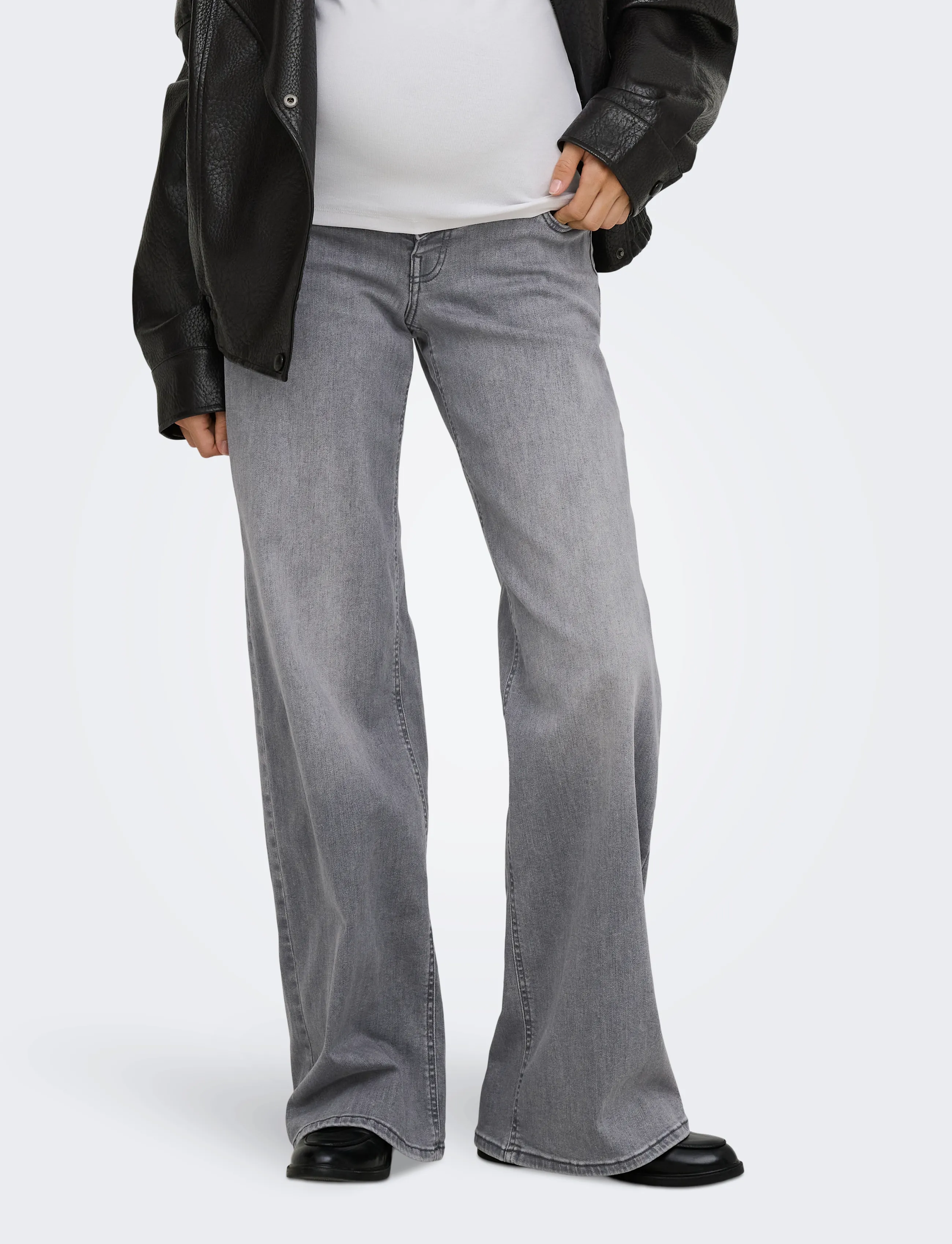 Only Maternity OLMMADISON BLUSH WIDE DNM REA093 NOOS - Hosen mit weitem Bein - GREY DENIM / grey