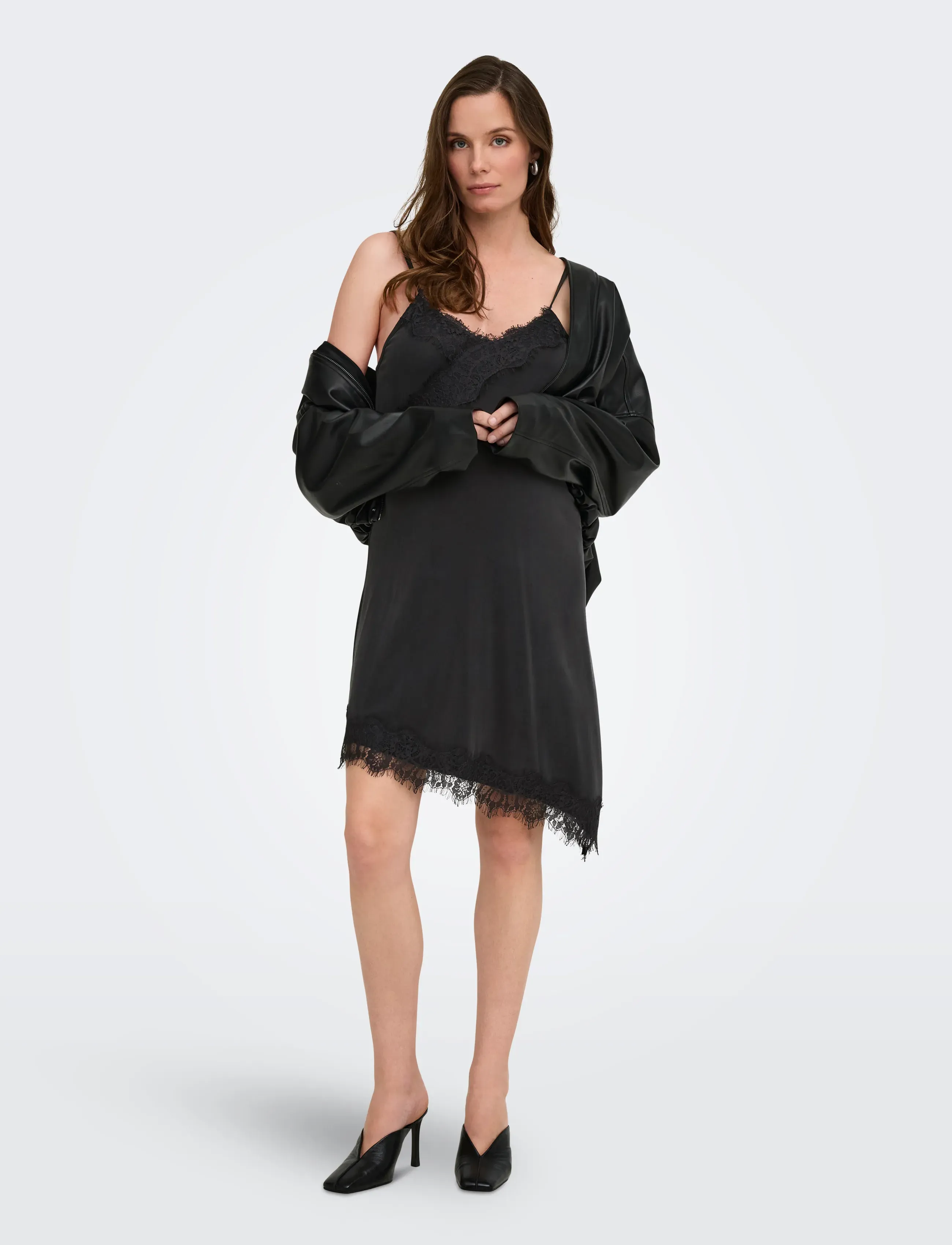 Only Maternity OLMFREE LACE SINGLET  MINI DRESS JRS - Mežģīņu kleitas - BLACK / black