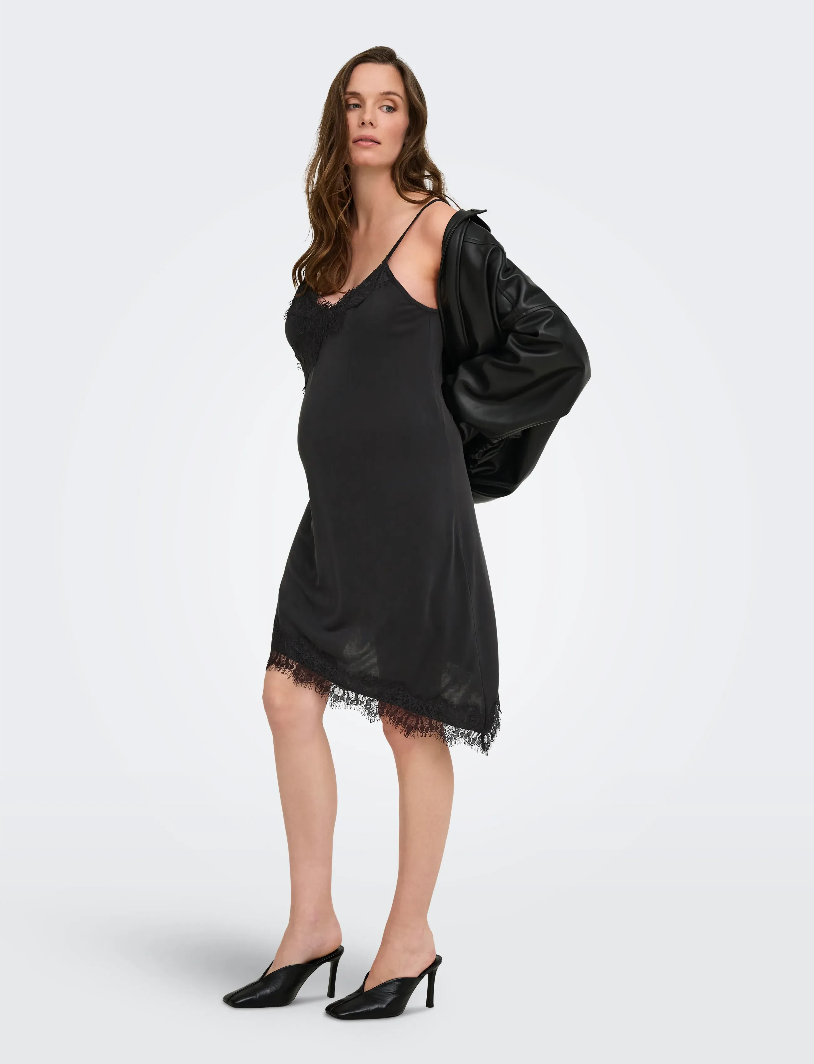Only Maternity - OLMFREE LACE SINGLET  MINI DRESS JRS - slip kjoler - black - 5
