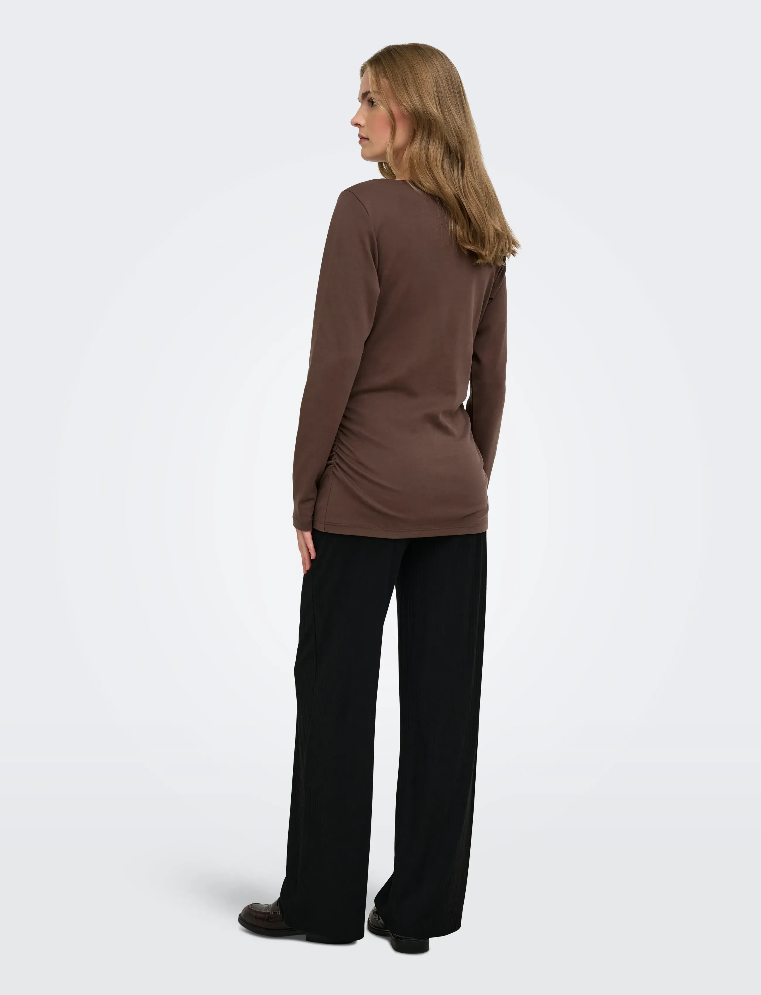 Only Maternity - OLMEVALYN L/S BOATNECK TOP JRS - höstkläder - chocolate martini - 4