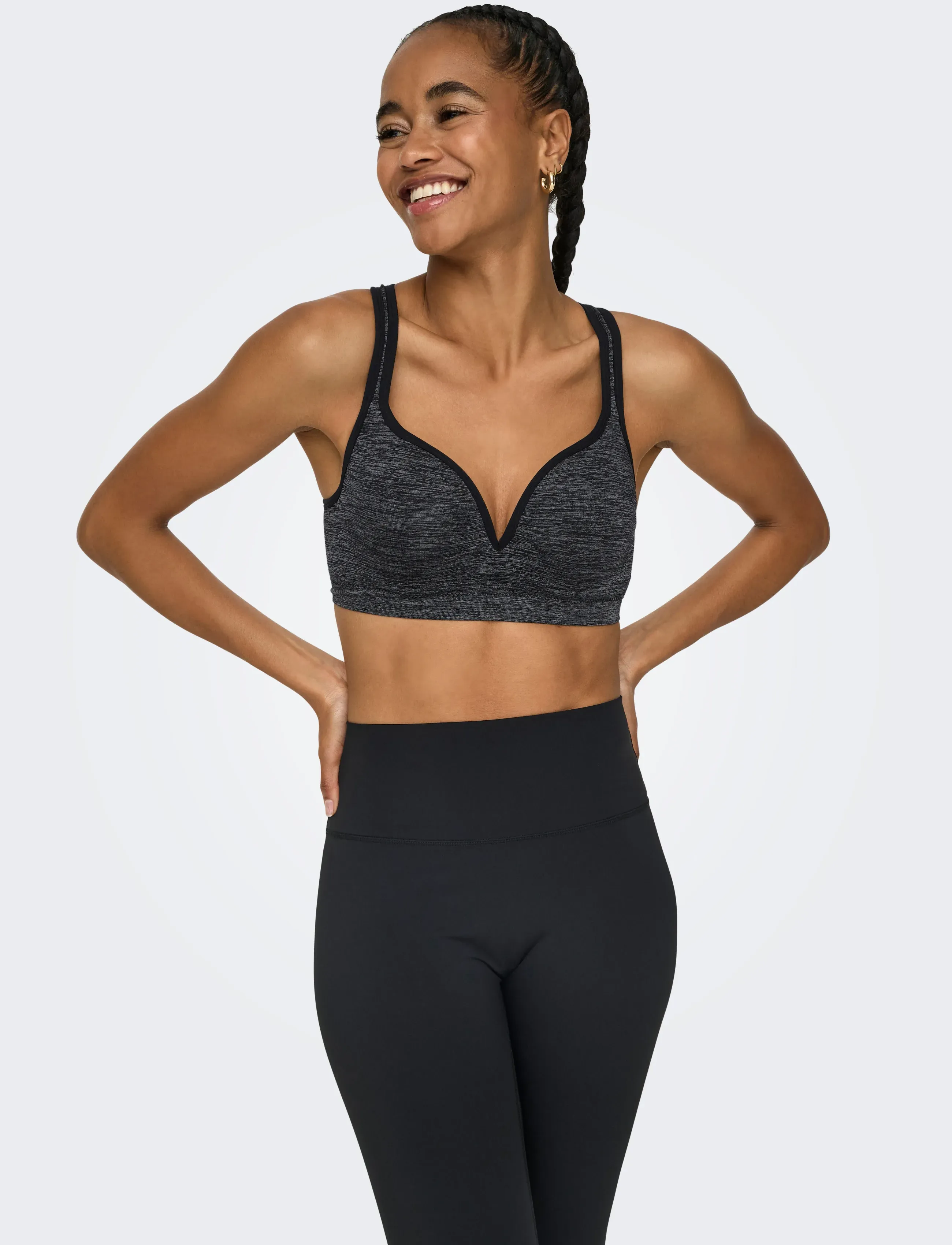 Only Play - ONPMARTINE SEAMLESS SPORTS  BRA OPUS - høj støtte - black - 5