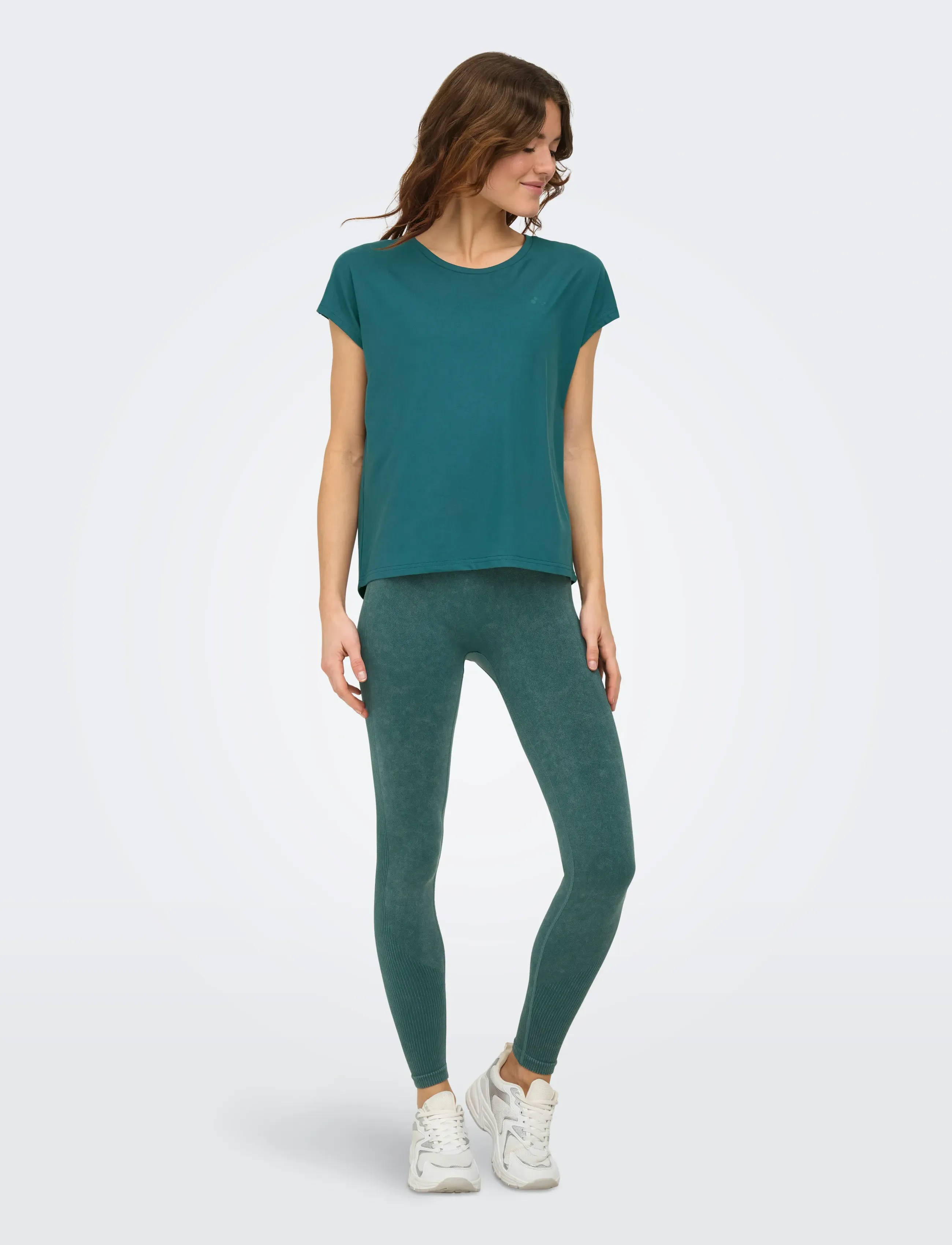 Only Play - ONPAUBREE ON SS BAT LOOSE TEE NOOS - alussärgid ja t-särgid - mediterranea - 4