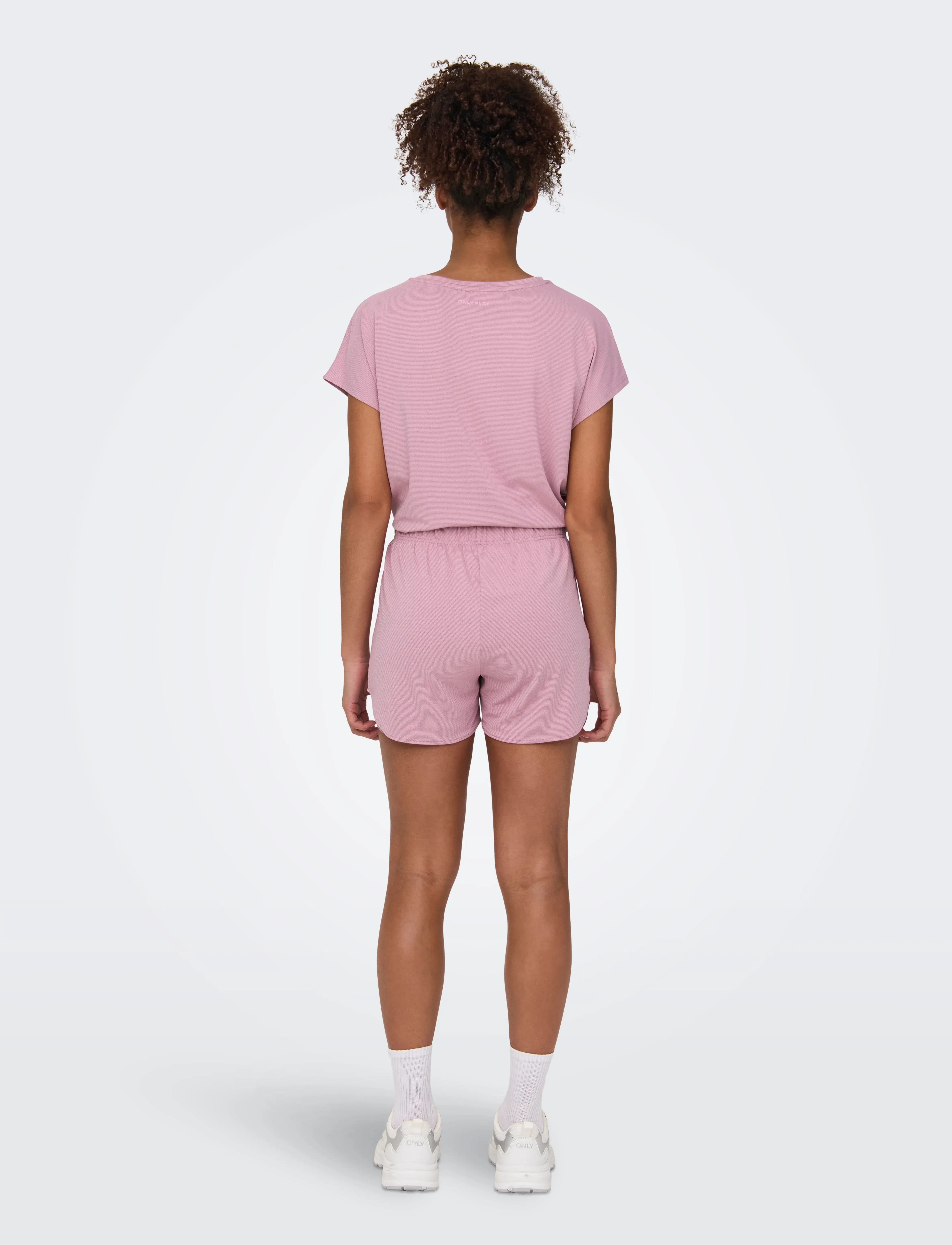 Only Play - ONPMILA-2 MW LOOSE PCK SHORTS NOOS - træningsshorts - lilas - 4