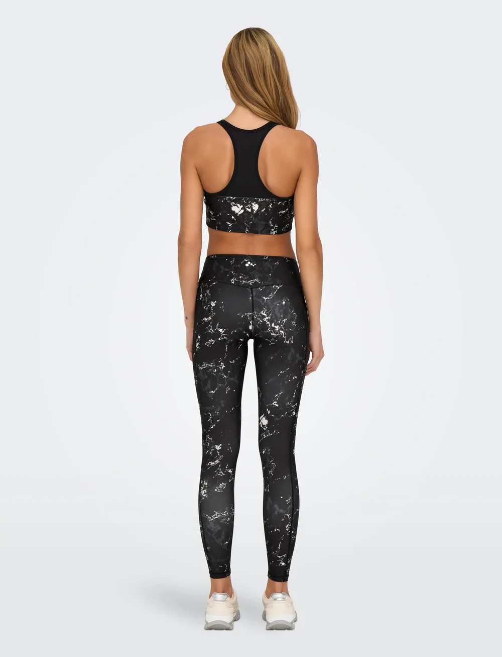 Only Play - ONPRYA-2-SPACE LIFE HW PCK TIGHTS NOOS - Õmblusteta retuusid - black - 4
