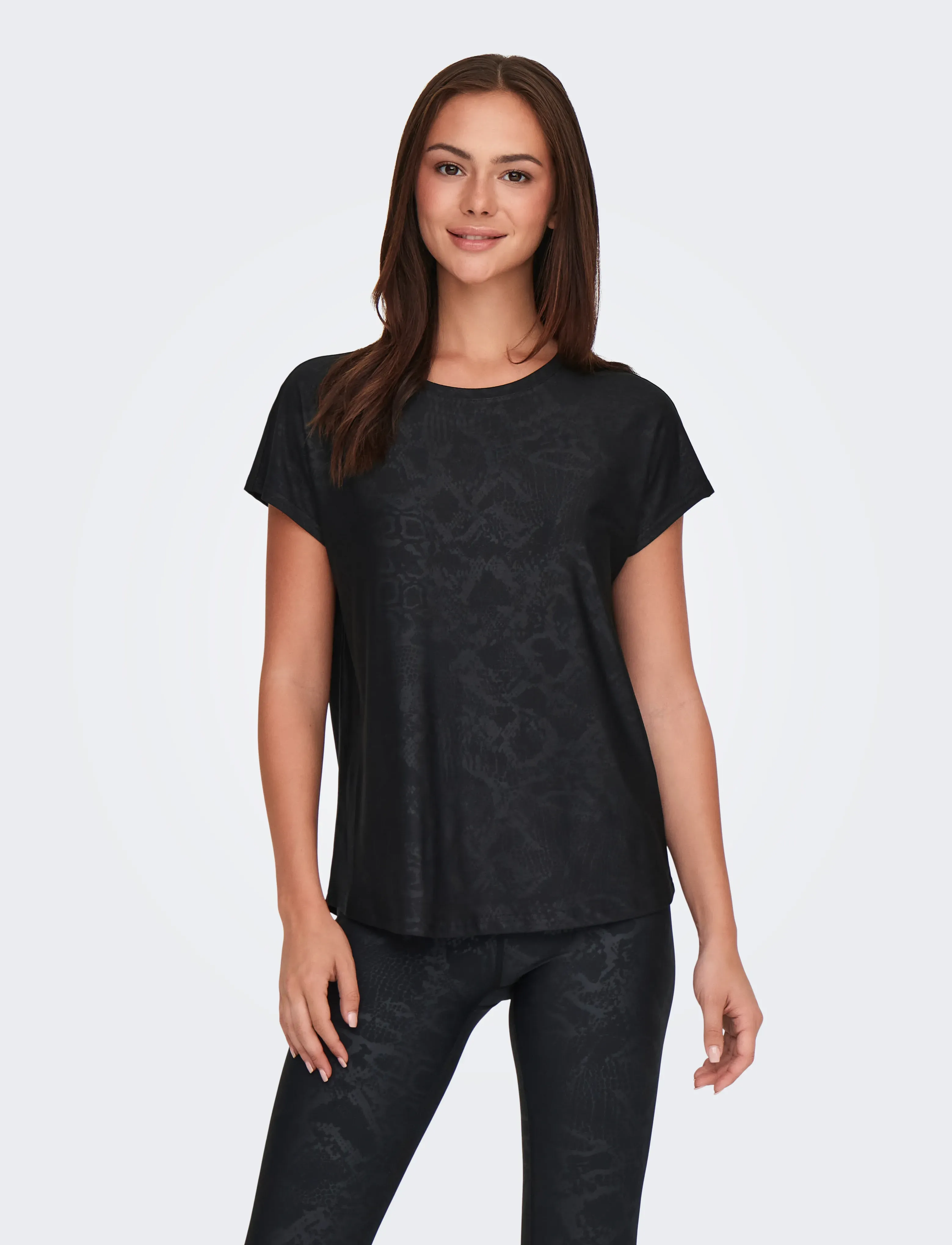 Only Play ONPAUB-SNAKE LIFE ON SS BAT LOOSE TEE - T-shirts & Toppar - BLACK / black