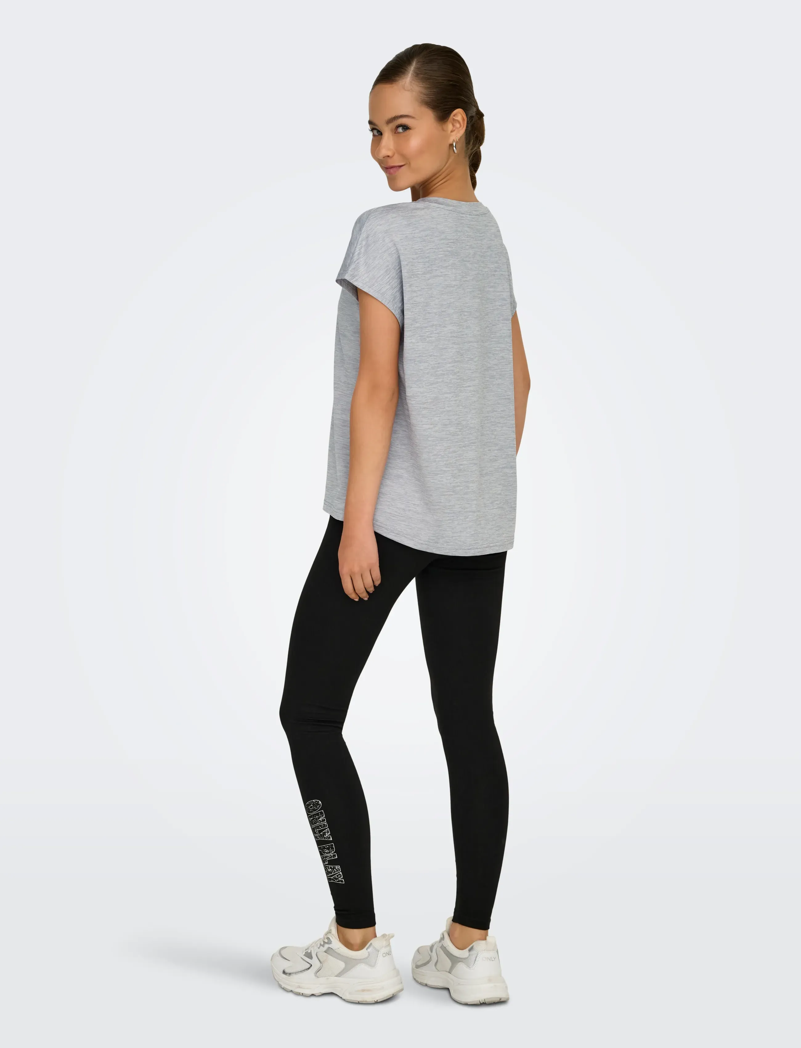 Only Play - ONPAUB-CORE ON SS LOOSE BAT TEE - t-shirts - ultimate grey - 3