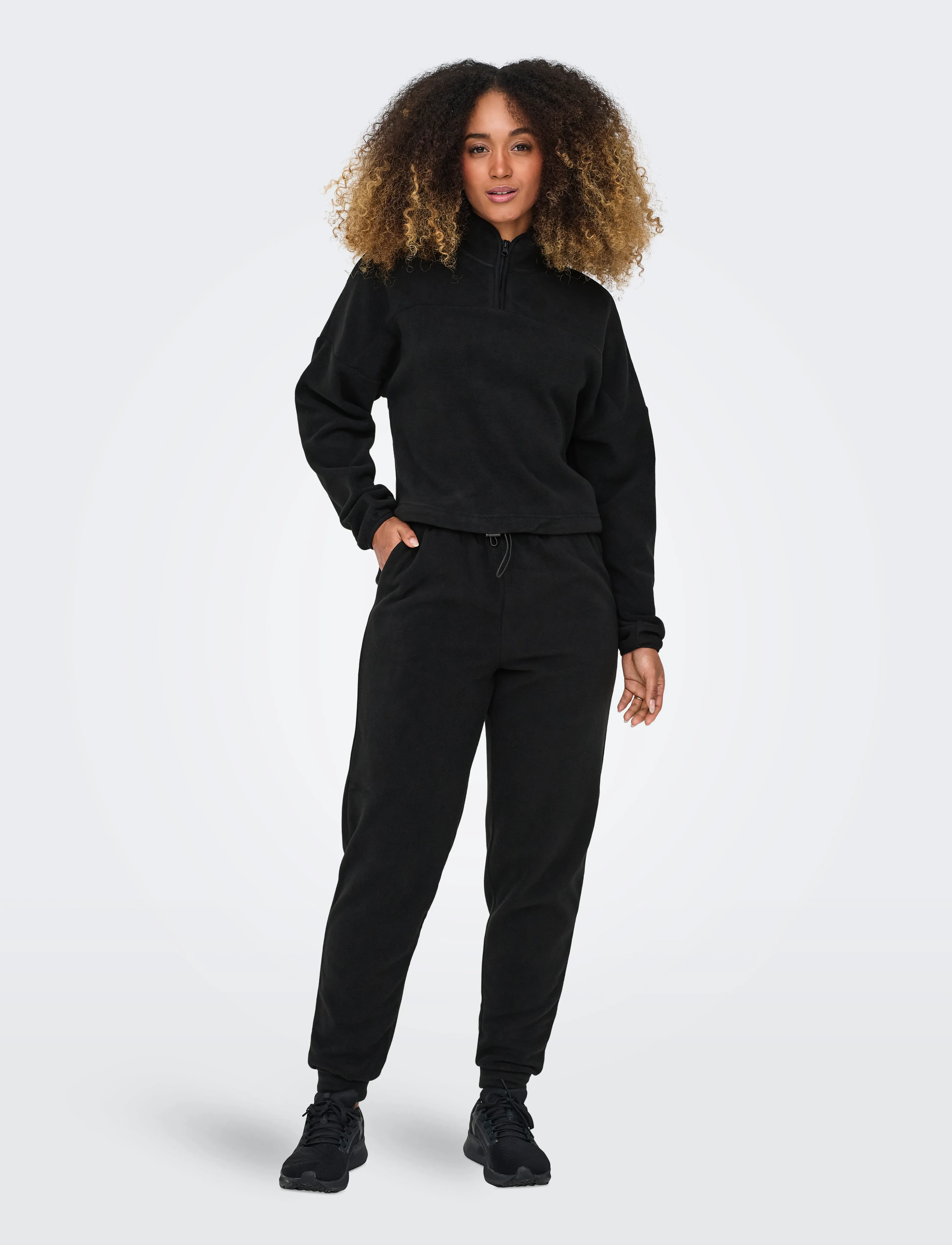 Only Play - ONPFLEE HW REG FLEECE SWT CUFF PNT - black - 5