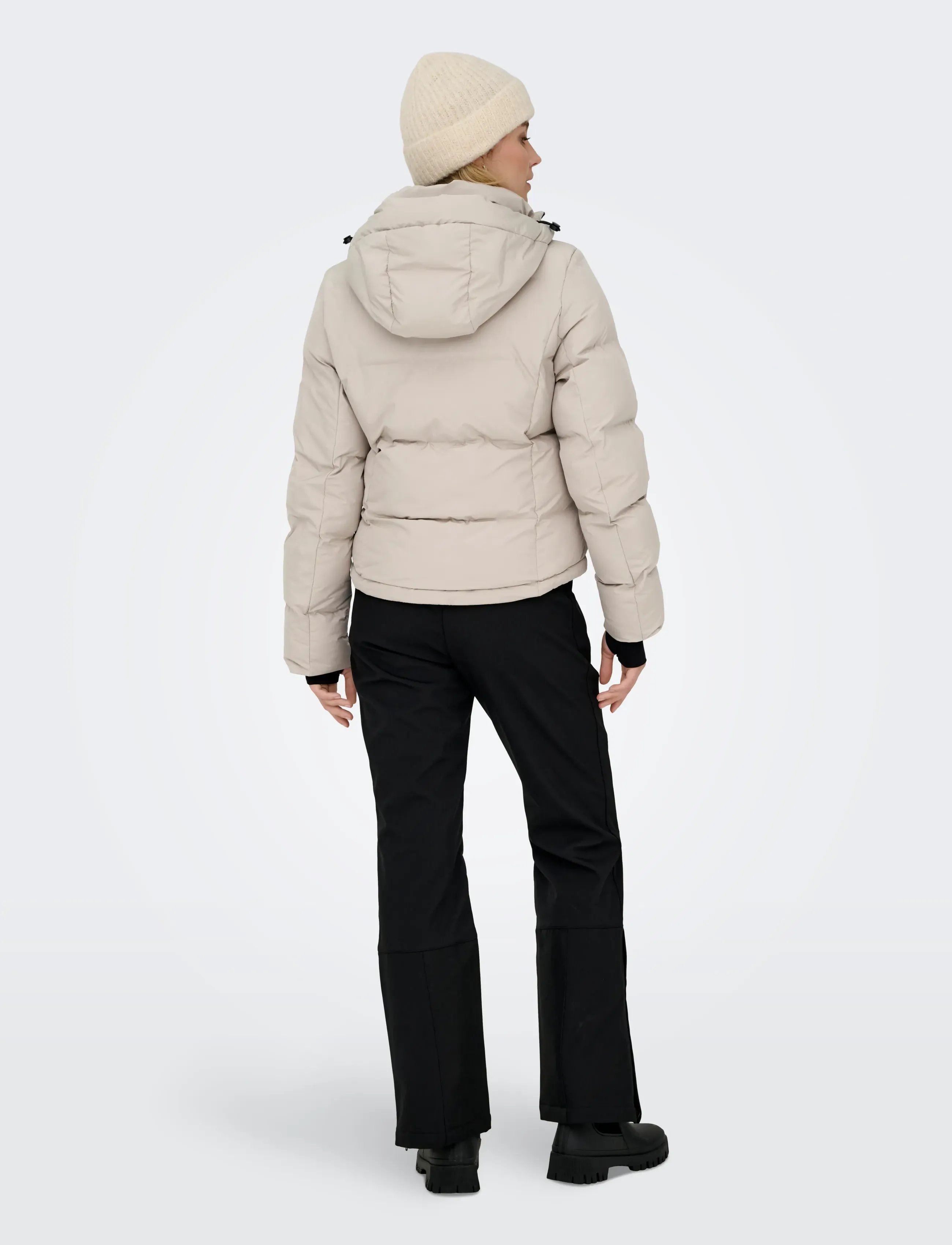 Only Play - ONPMARIA PREMIUM SHORT PUFFER OTW - ziemas jakas - string - 3