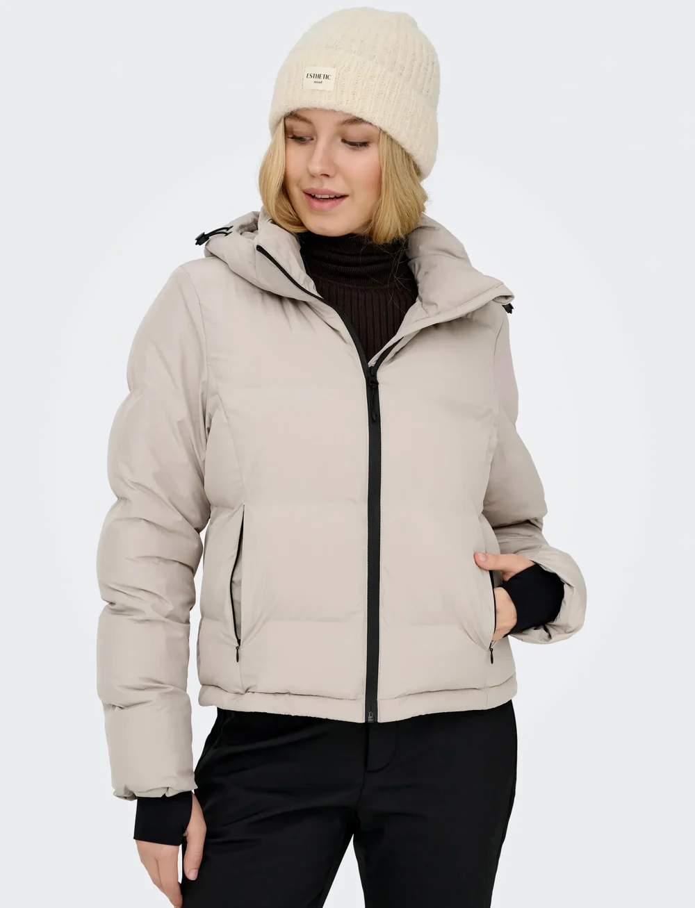 Only Play - ONPMARIA PREMIUM SHORT PUFFER OTW - sulejoped ja voodriga joped - string - 4