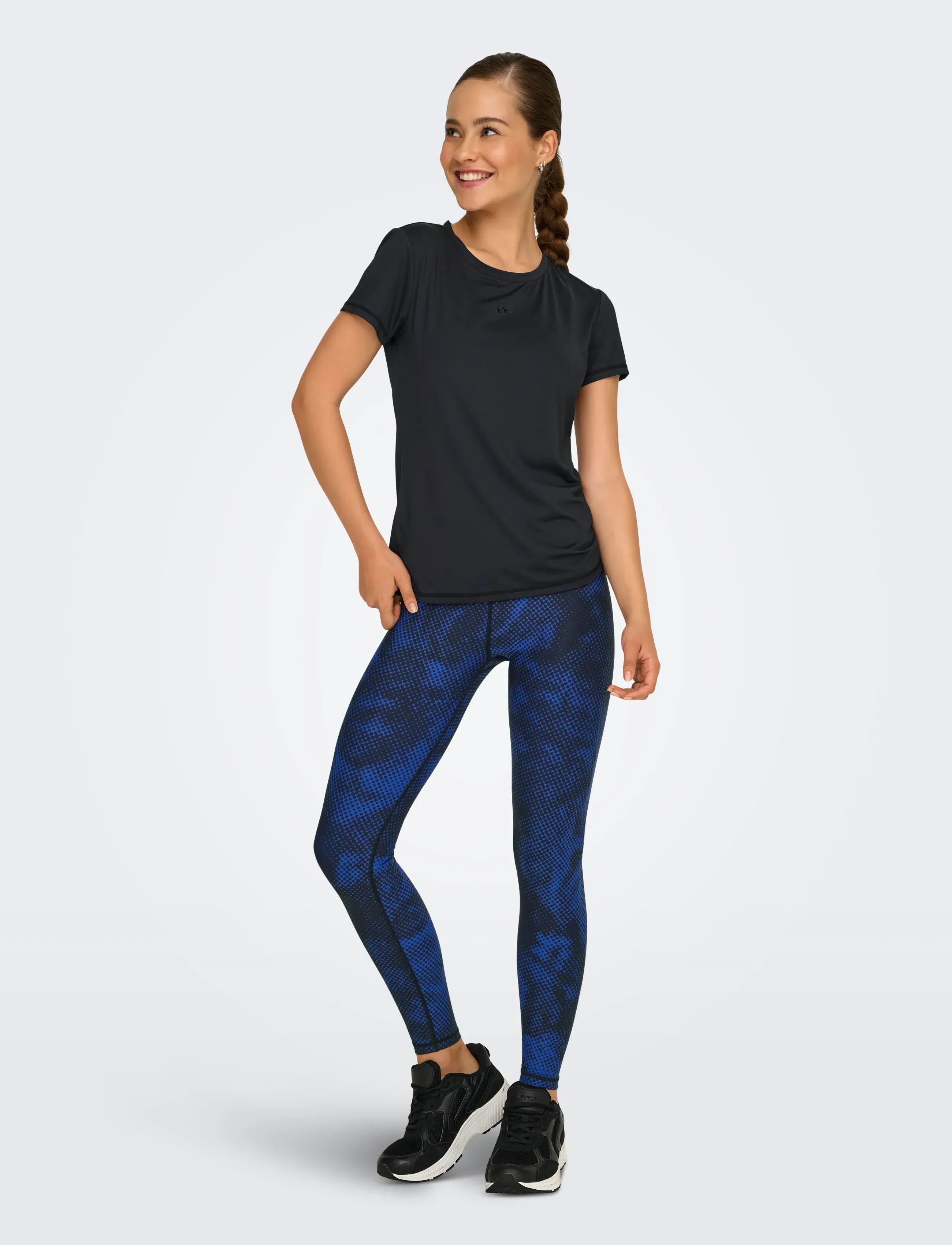 Only Play - ONPBREE ON SS REG TEE NOOS - alussärgid ja t-särgid - black - 4