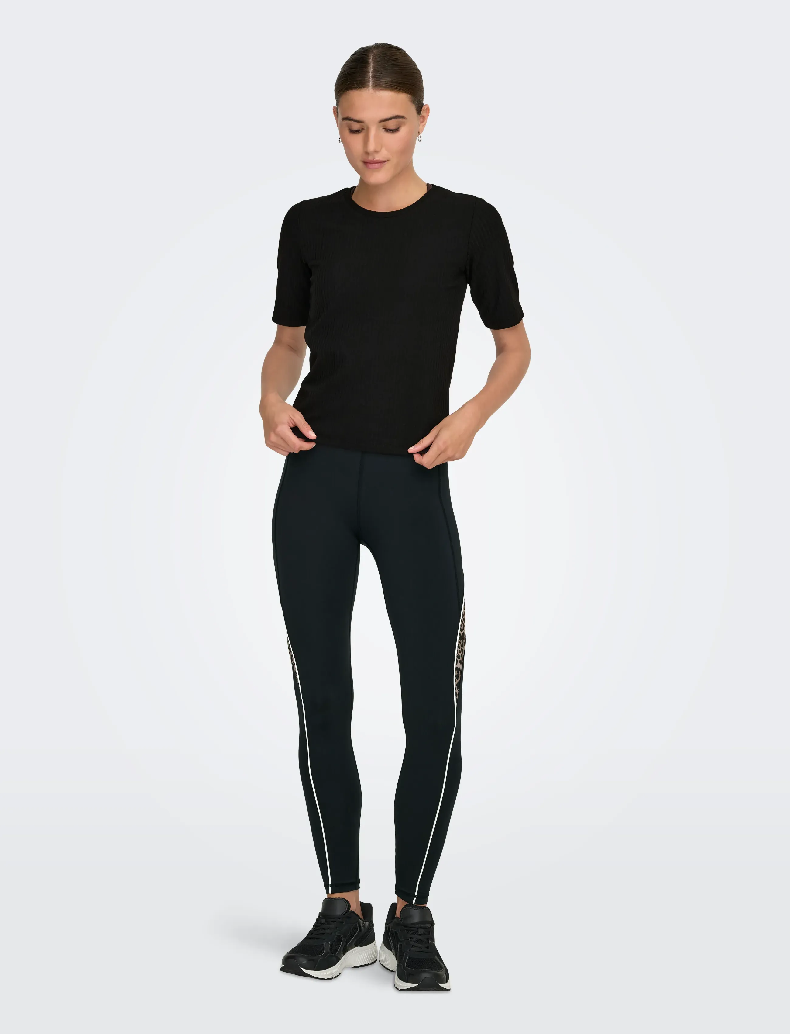 Only Play - ONPSEREN ON 2/4 REG RIB TEE NOOS - t-shirts - black - 4