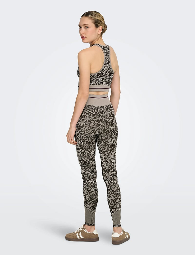Only Play - ONPDAISY-2-AJESSA SEAM BRA - urheiluliivit - string - 3