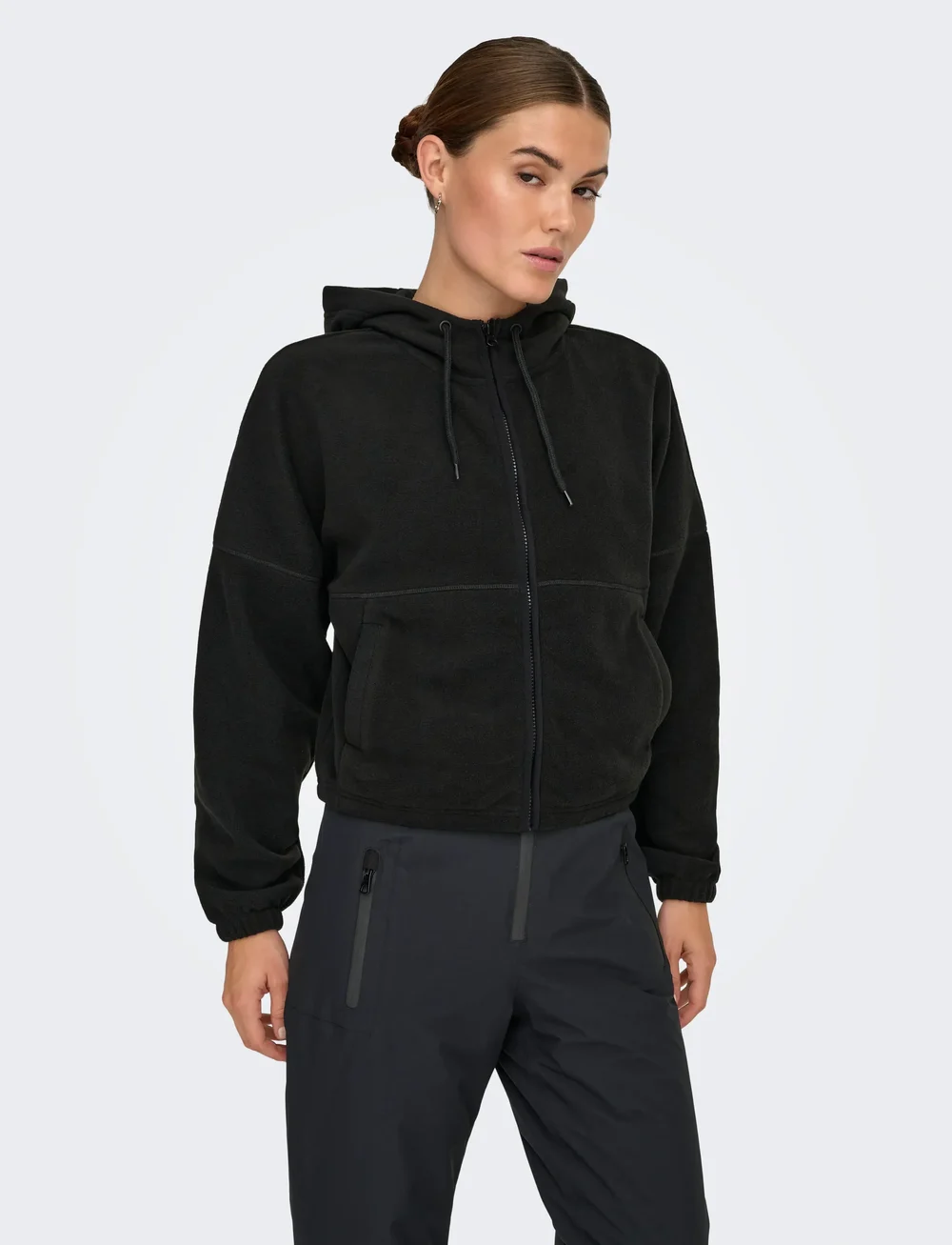 Only Play - ONPFLEE HOOD FZ LS SHORT FLEECE TOP - dressipluusid ja pusad - black - 0