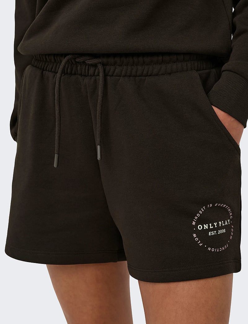 Only Play - ONPCAVA HW BRUSH SWT SHORTS - hosen - chocolate torte - 5