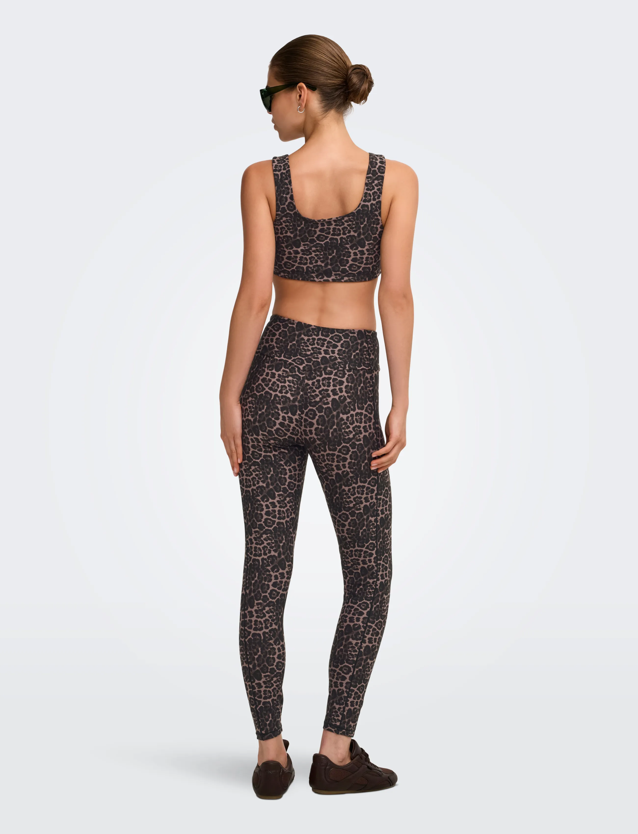 Only Play - ONPMELEO-2 SPORTS BRA - deep taupe - 3