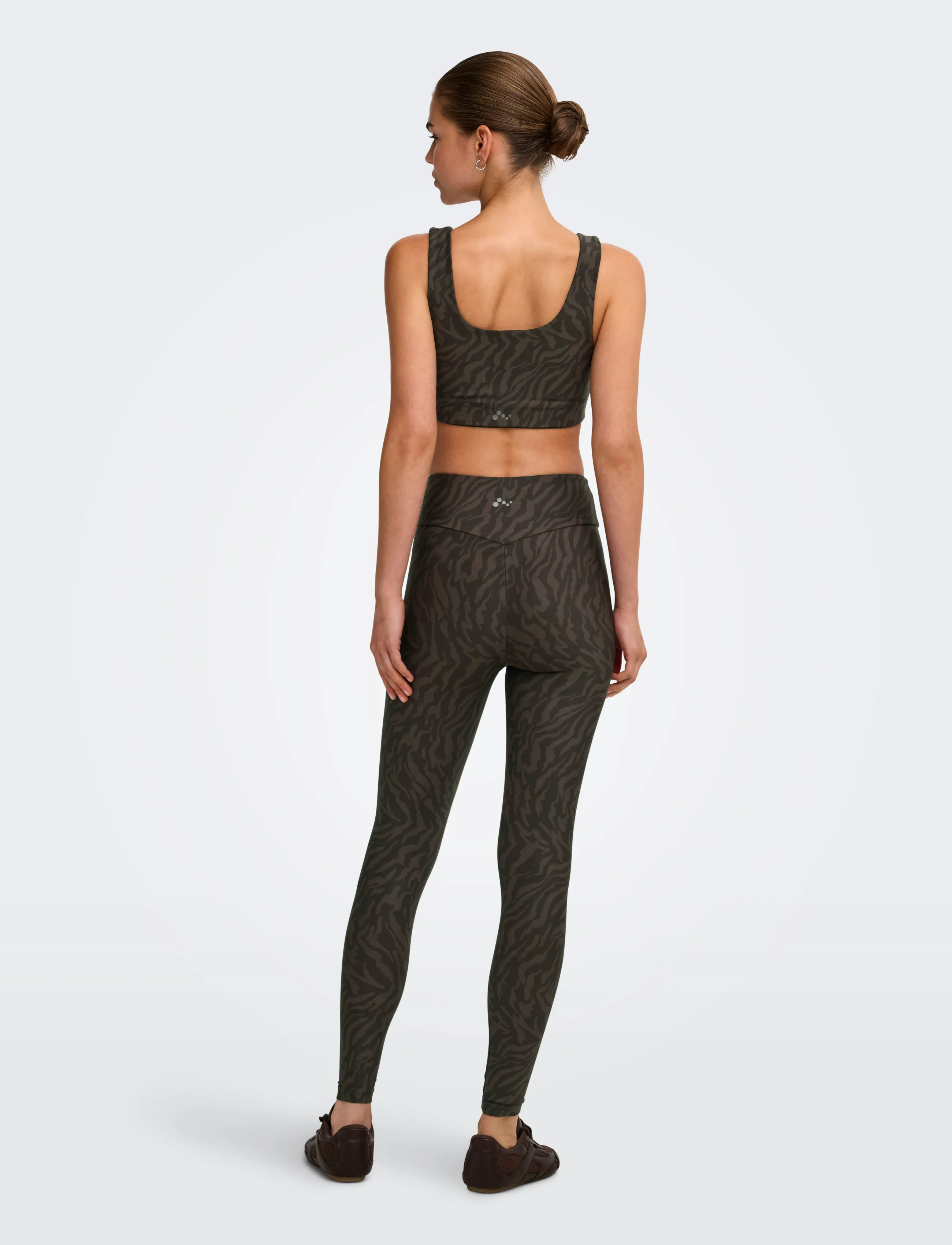 Only Play - ONPRYA-2-DANA HW AOP TIGHTS - training tights - chocolate torte - 3