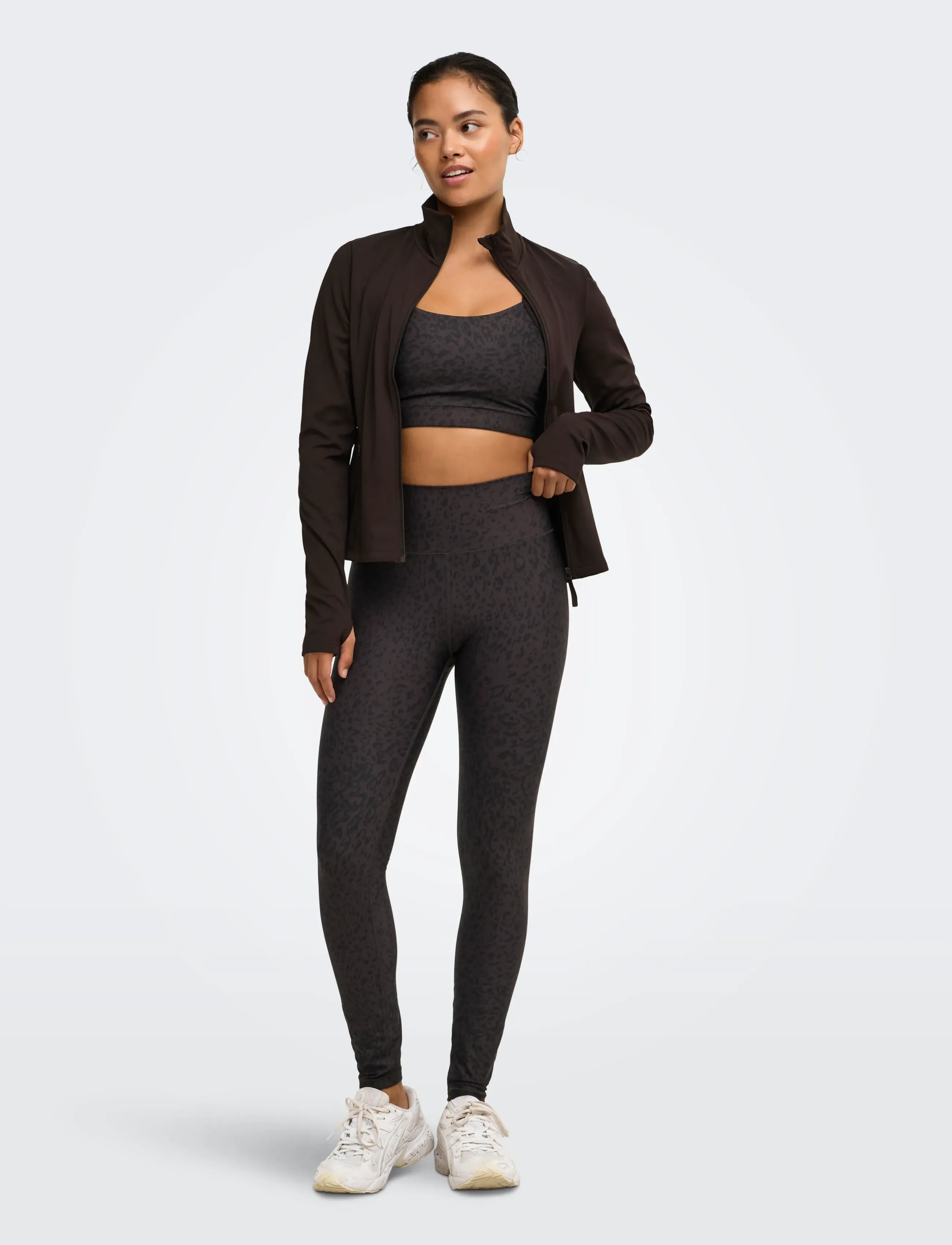 Only Play - ONPKELLY AOP SPORTS BRA - lowest prices - chocolate torte - 4