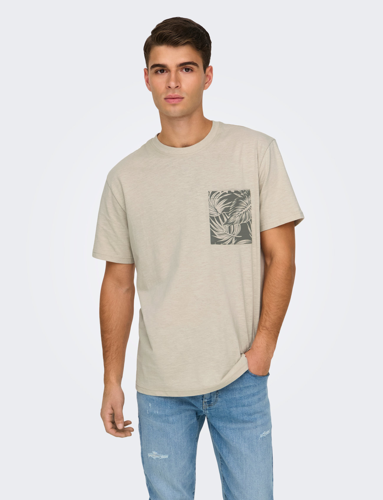 ONLY & SONS Onsperry Life Reg Leaf Ss Pockettee Noos - Beige - XS 2