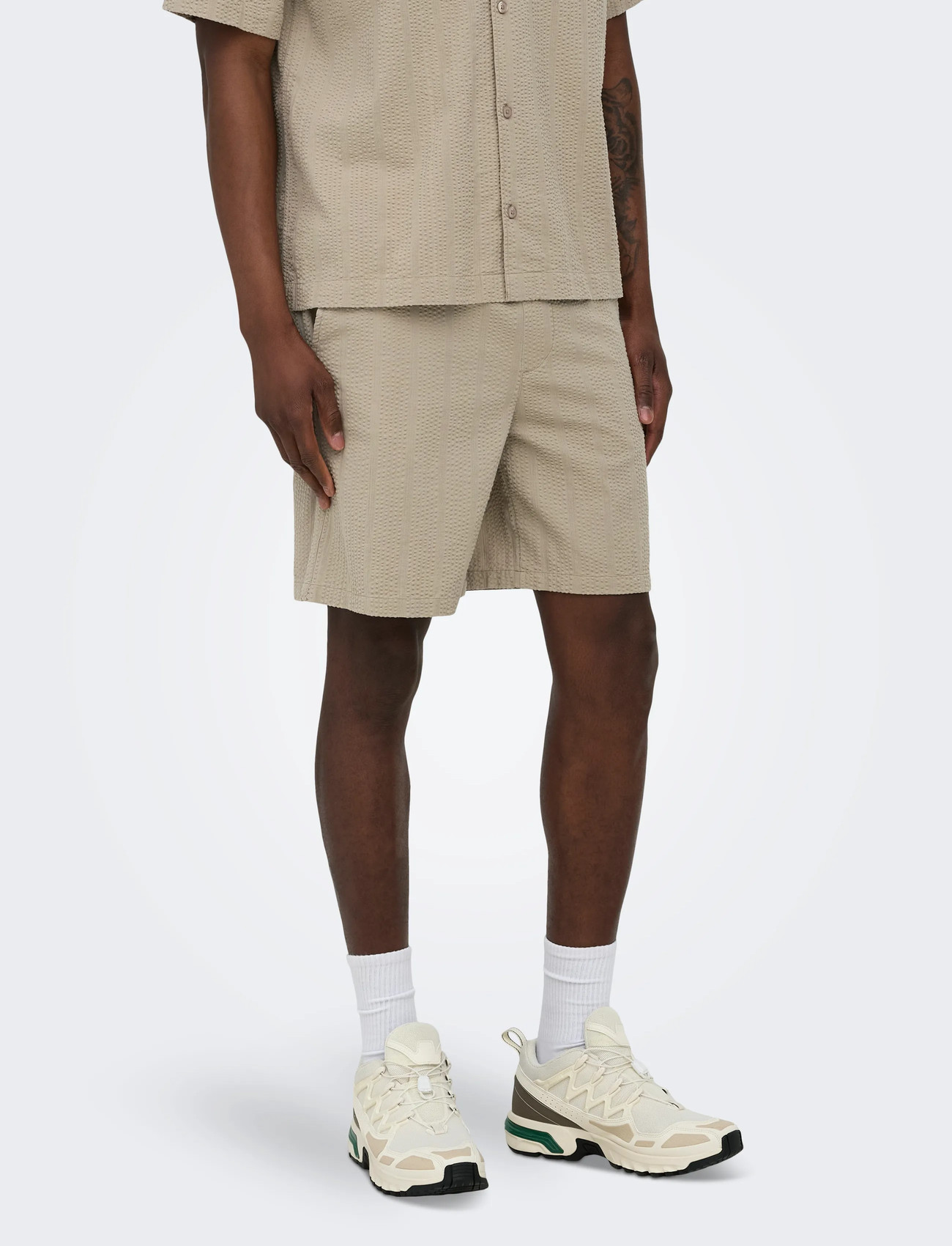 ONLY & SONS Onscruz Seersucker Jogger Shorts - Black - XS 1