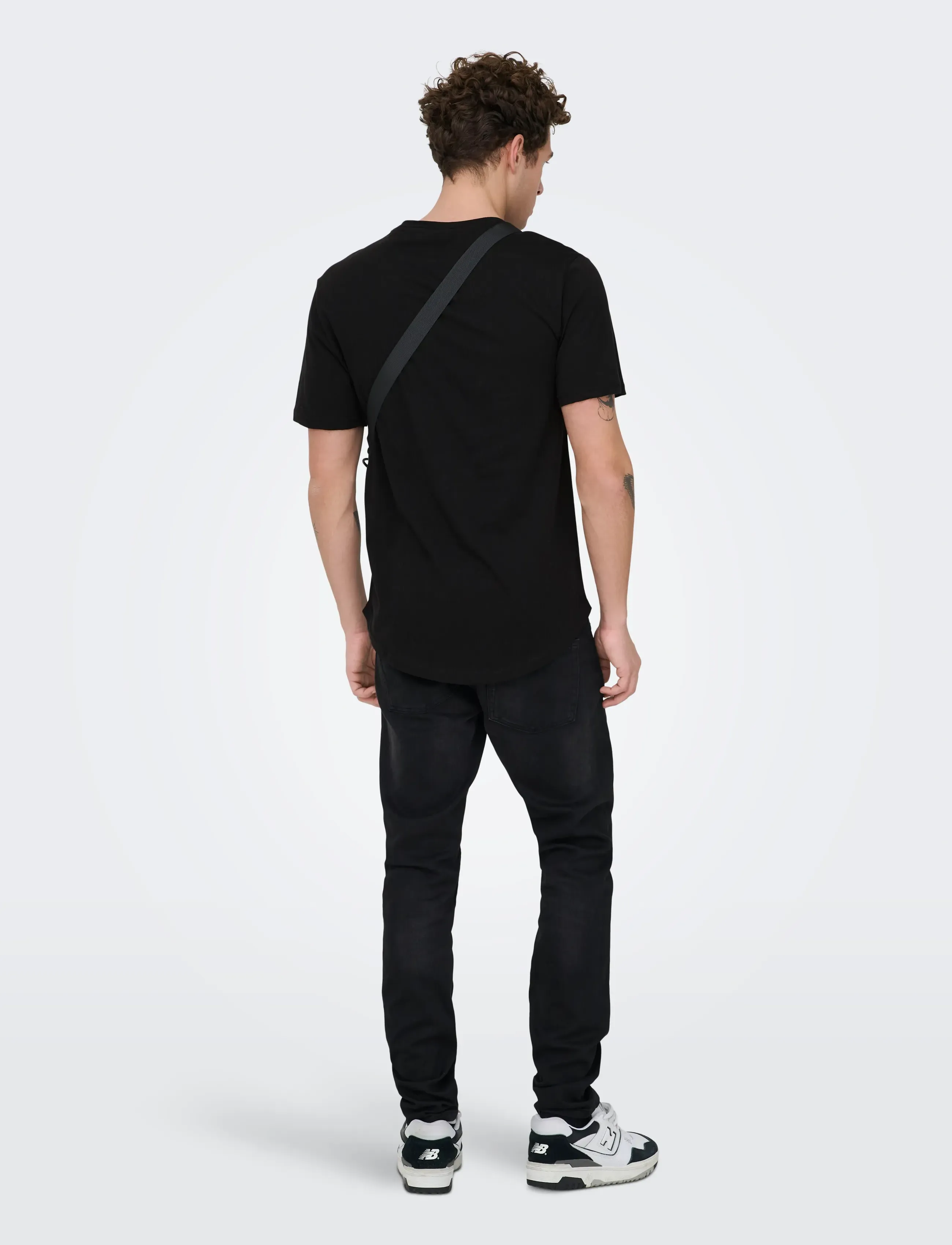 ONLY & SONS - ONSMATT LONGY SS TEE NOOS - kortærmede t-shirts - black - 3