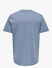 ONLY & SONS - ONSMATT LONGY SS TEE NOOS - die niedrigsten preise - flint stone - 1