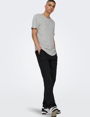 ONLY & SONS - ONSMATT LONGY SS TEE NOOS - lägsta priserna - light grey melange - 7