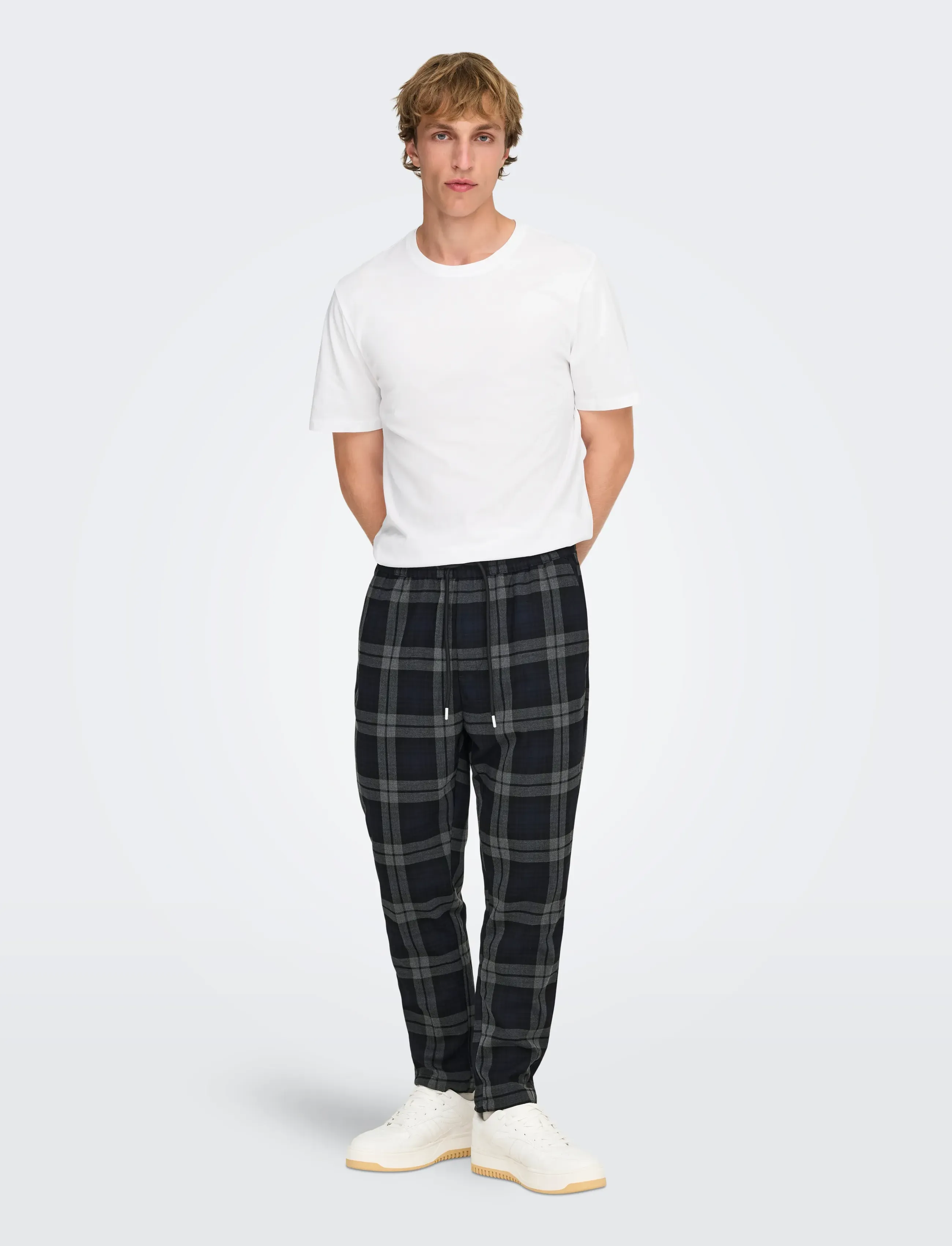 ONLY & SONS - ONSMATT LONGY SS TEE NOOS - lühikeste varrukatega t-särgid - white - 5