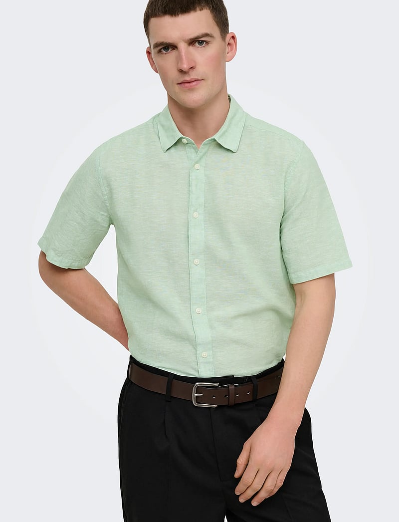 ONLY & SONS - ONSCAIDEN LIFE SS SOLID LINEN BLEND NOOS - leinenhemden - quiet green - 5