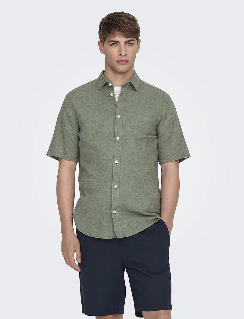 ONLY & SONS - ONSCAIDEN LIFE SS SOLID LINEN BLEND NOOS - hørskjorter - swamp - 0