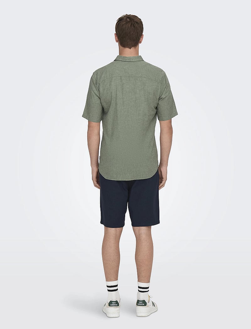ONLY & SONS - ONSCAIDEN LIFE SS SOLID LINEN BLEND NOOS - hørskjorter - swamp - 3