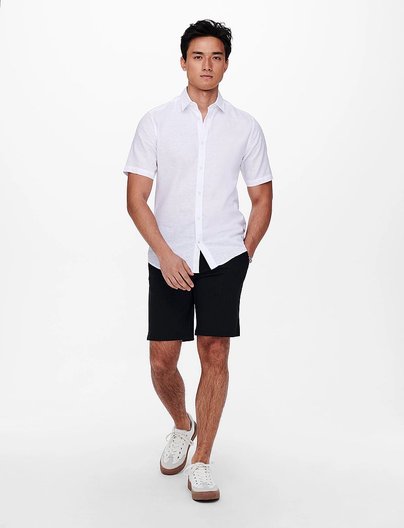 ONLY & SONS - ONSCAIDEN LIFE SS SOLID LINEN SHIRT NOOS - leinenhemden - white - 4