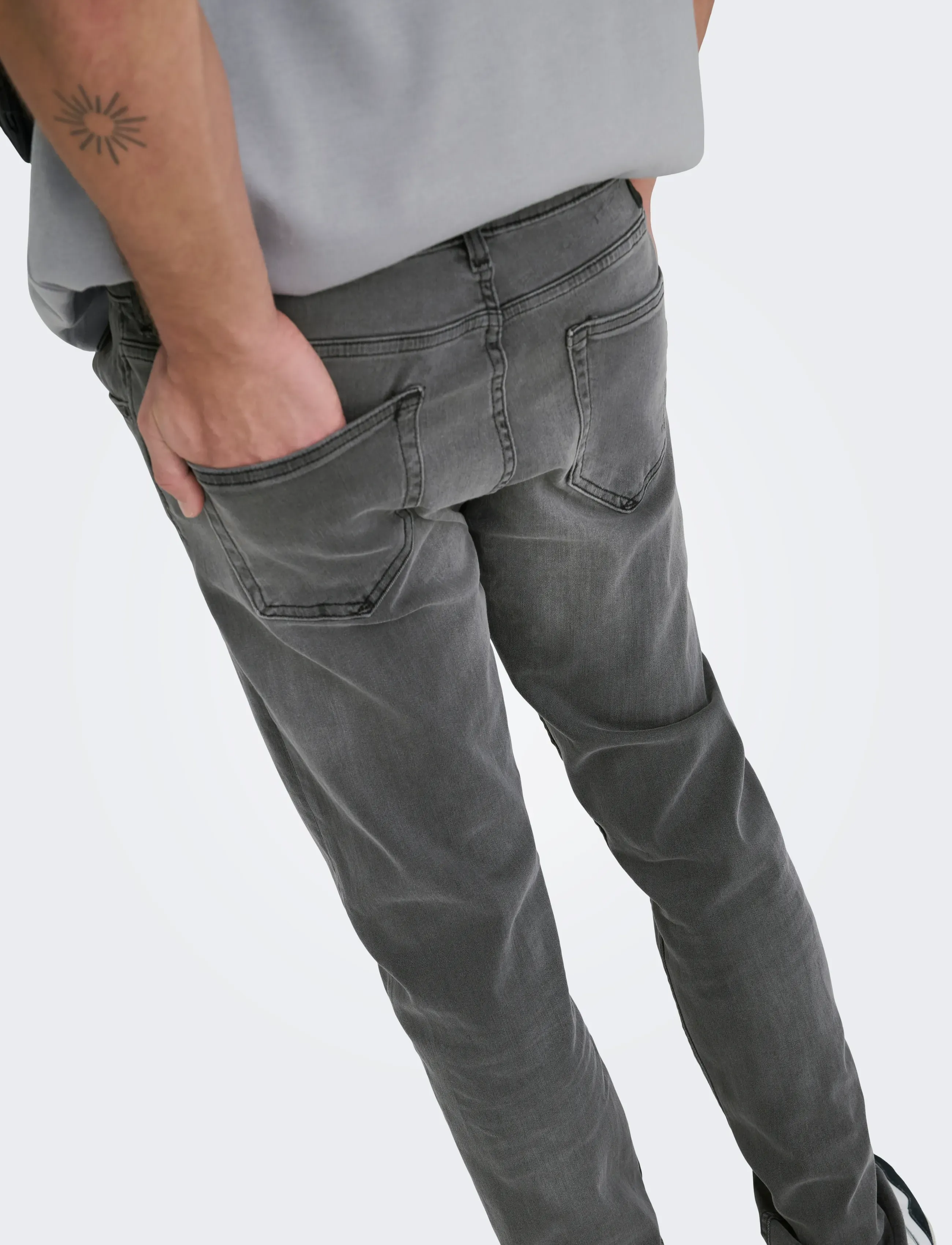 Onsloom Slim Wash Blk 0447 Dia Dnm Noos 6