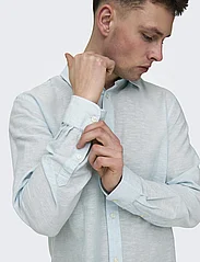 ONLY & SONS - ONSCAIDEN LS SOLID LINEN SHIRT NOOS - laveste priser - cashmere blue - 5