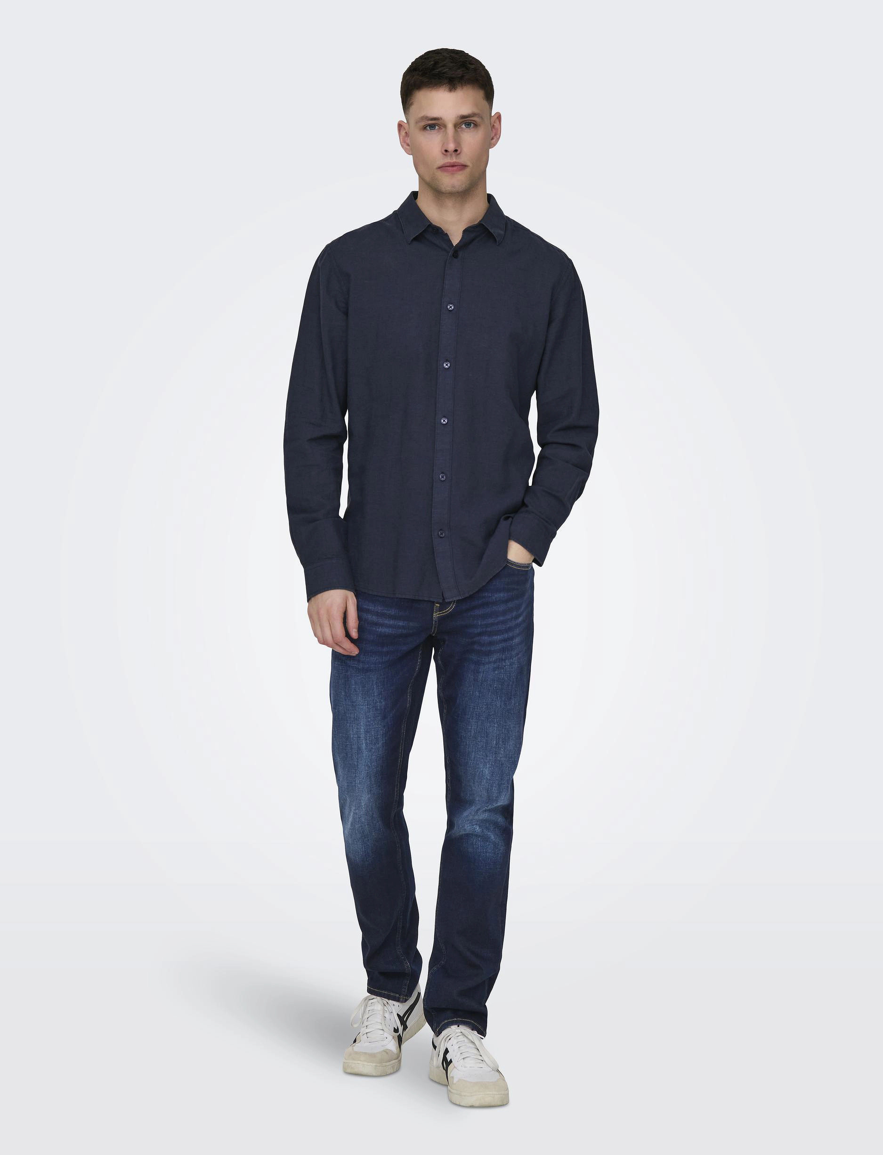 ONLY & SONS - ONSCAIDEN LIFE LS SOLID LINEN BLEND NOOS - linneskjortor - night sky - 5