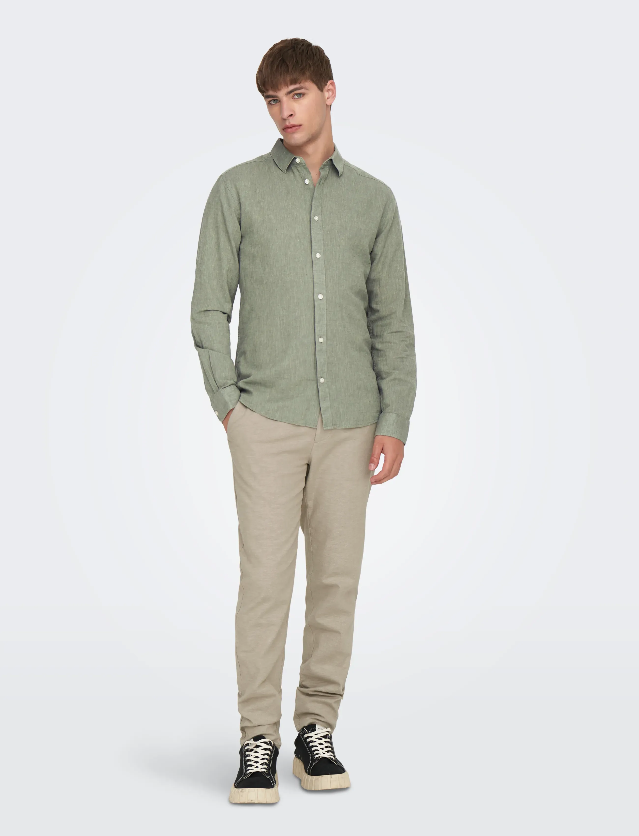 ONLY & SONS - ONSCAIDEN LIFE LS SOLID LINEN BLEND NOOS - linneskjortor - swamp - 4