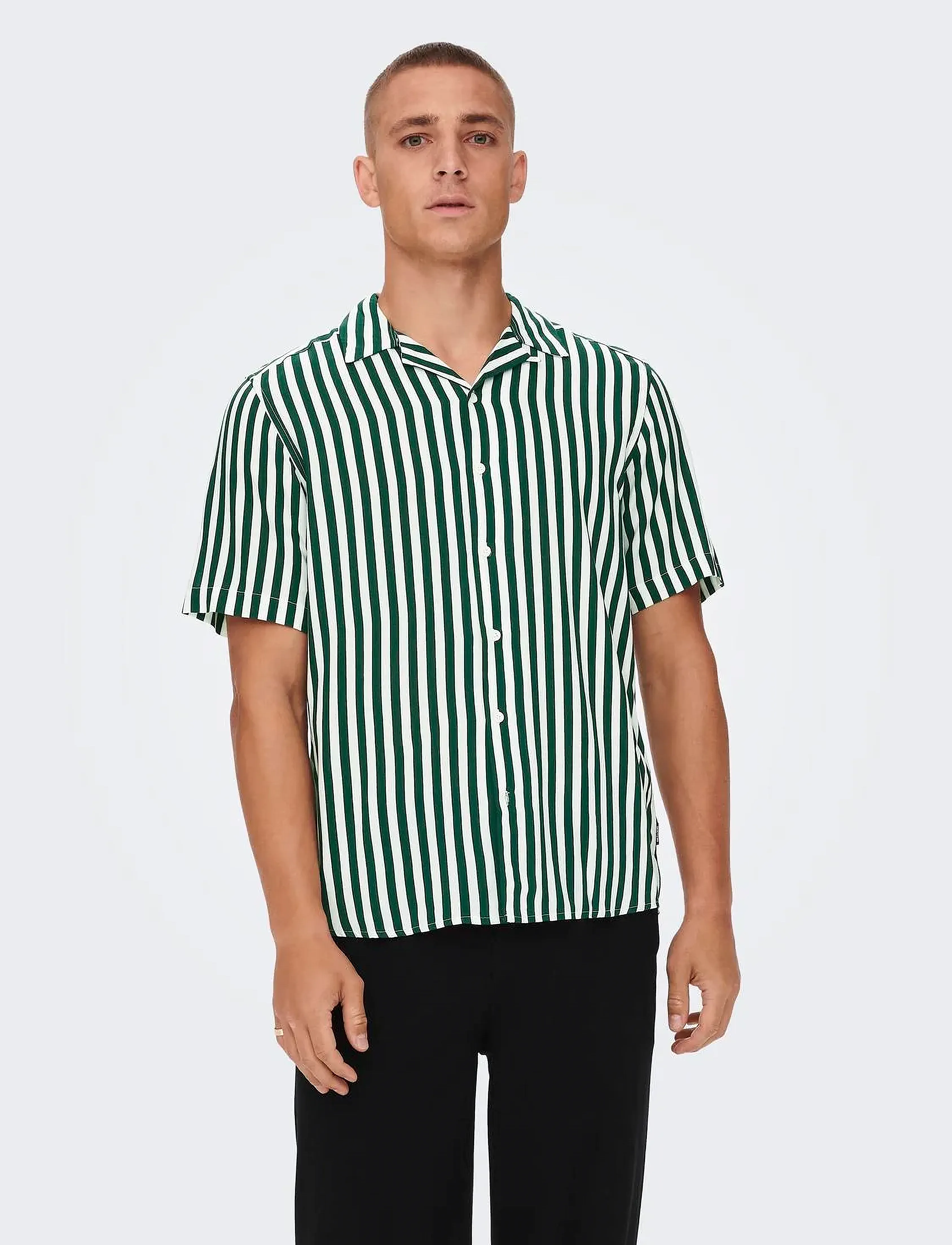 ONLY & SONS ONSWAYNE LIFE SS VISCOSE SHIRT NOOS - Skjorter - DARK GREEN / green