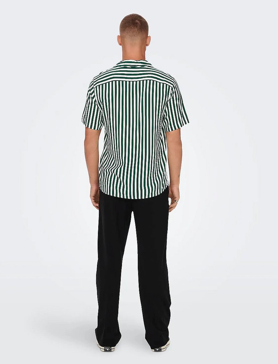 ONLY & SONS - ONSWAYNE LIFE SS VISCOSE SHIRT NOOS - stutterma skyrtur - dark green - 5