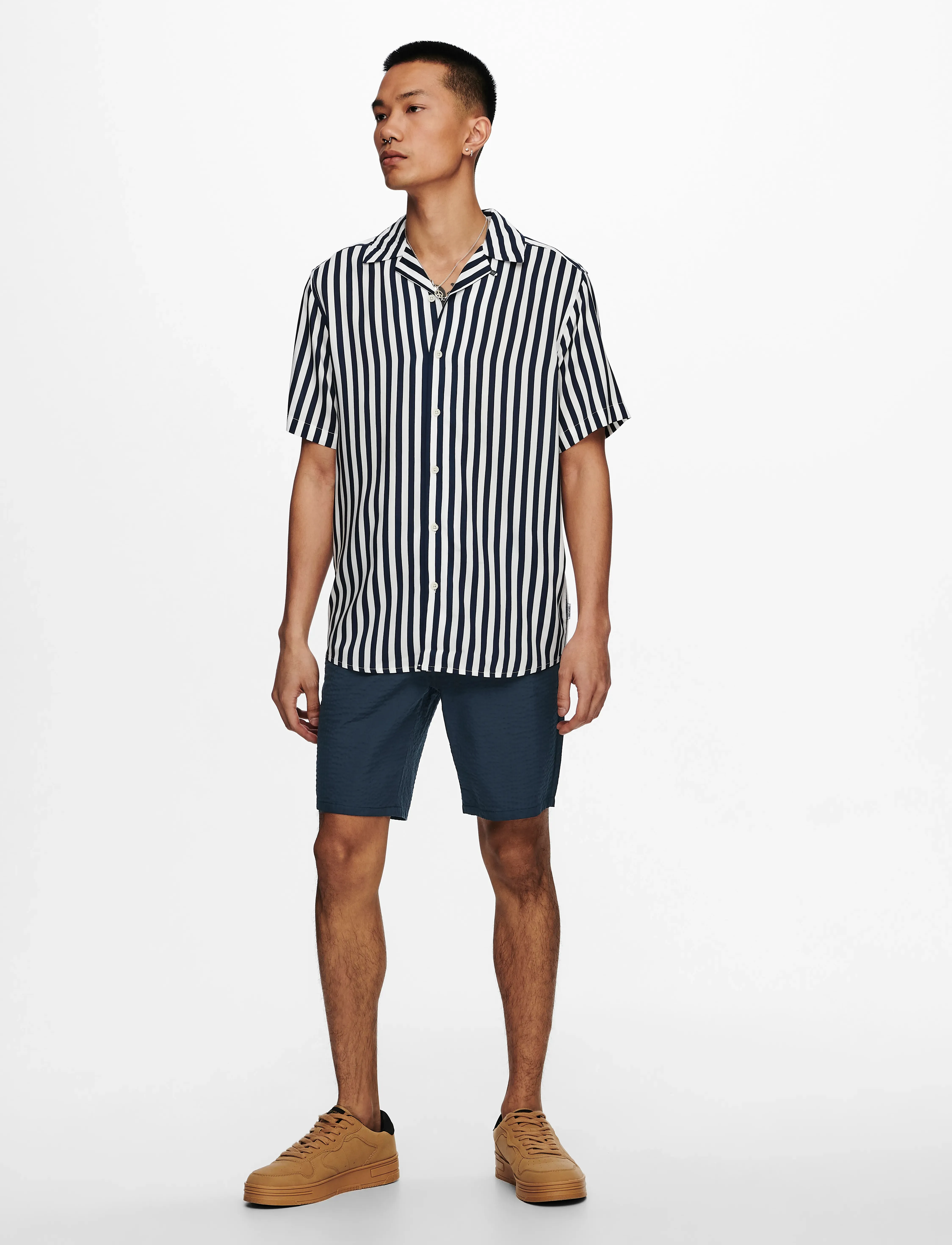 ONLY & SONS - ONSWAYNE LIFE SS VISCOSE SHIRT NOOS - short-sleeved shirts - dress blues - 4