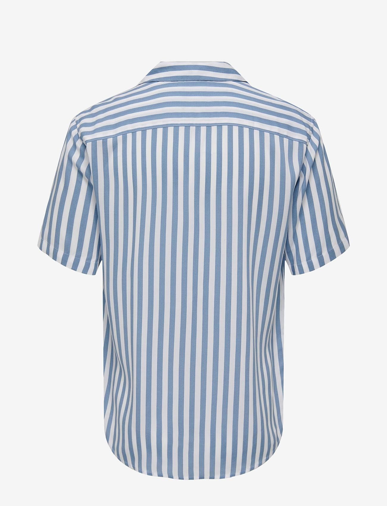 ONLY & SONS - ONSWAYNE LIFE SS VISCOSE SHIRT NOOS - krótki rękaw - mountain spring - 2