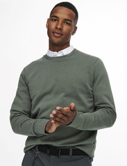 ONLY & SONS - ONSCERES CREW NECK NOOS - madalaimad hinnad - castor gray - 2