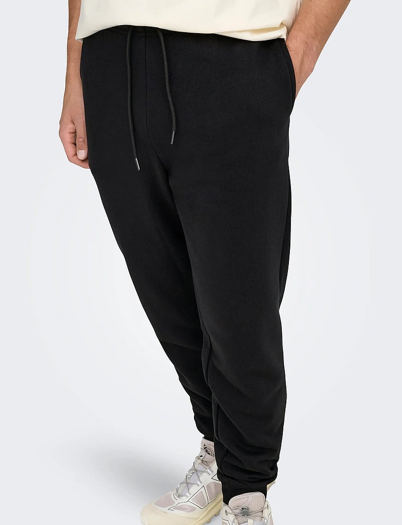 ONLY & SONS - ONSCERES REG SWEAT PANTS NOOS - collections - black - 4