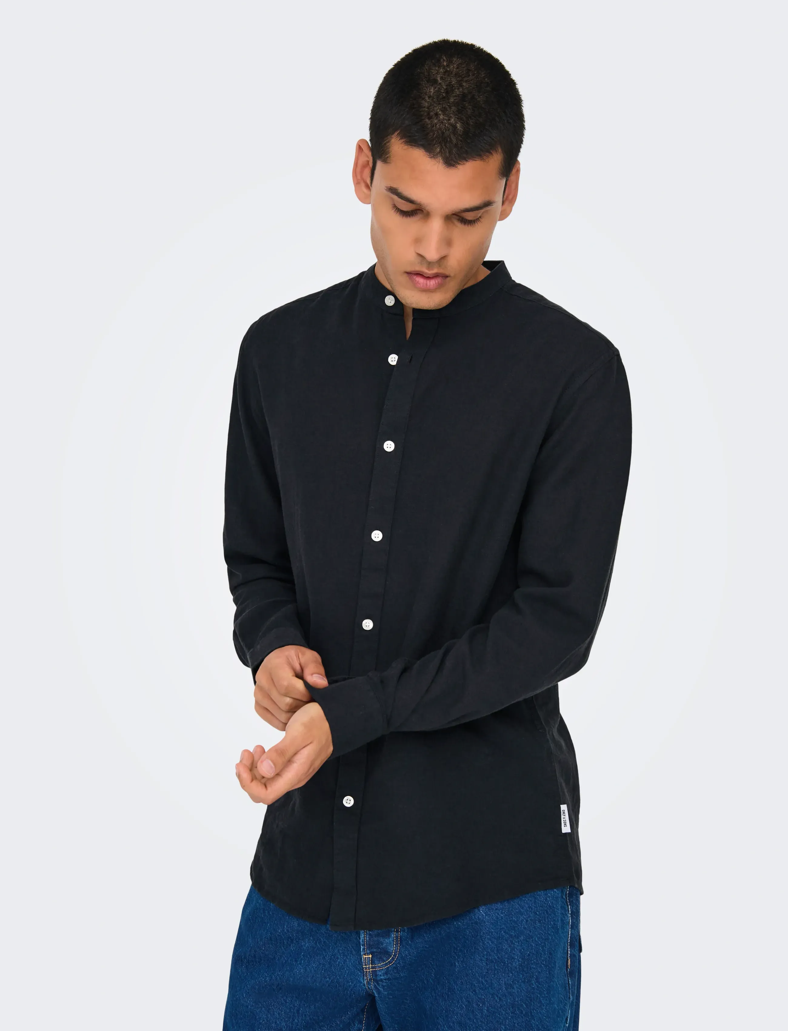 ONLY & SONS - ONSCAIDEN LIFE LS LINEN BLEND MAO NOOS - linen shirts - black - 5