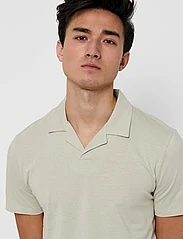 ONLY & SONS - ONSABRAHAM REG SS RESORT POLO CS - lowest prices - pelican - 6