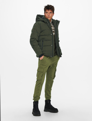ONLY & SONS - ONSCAYSON PUFFA OTW - ziemas jakas - peat - 4