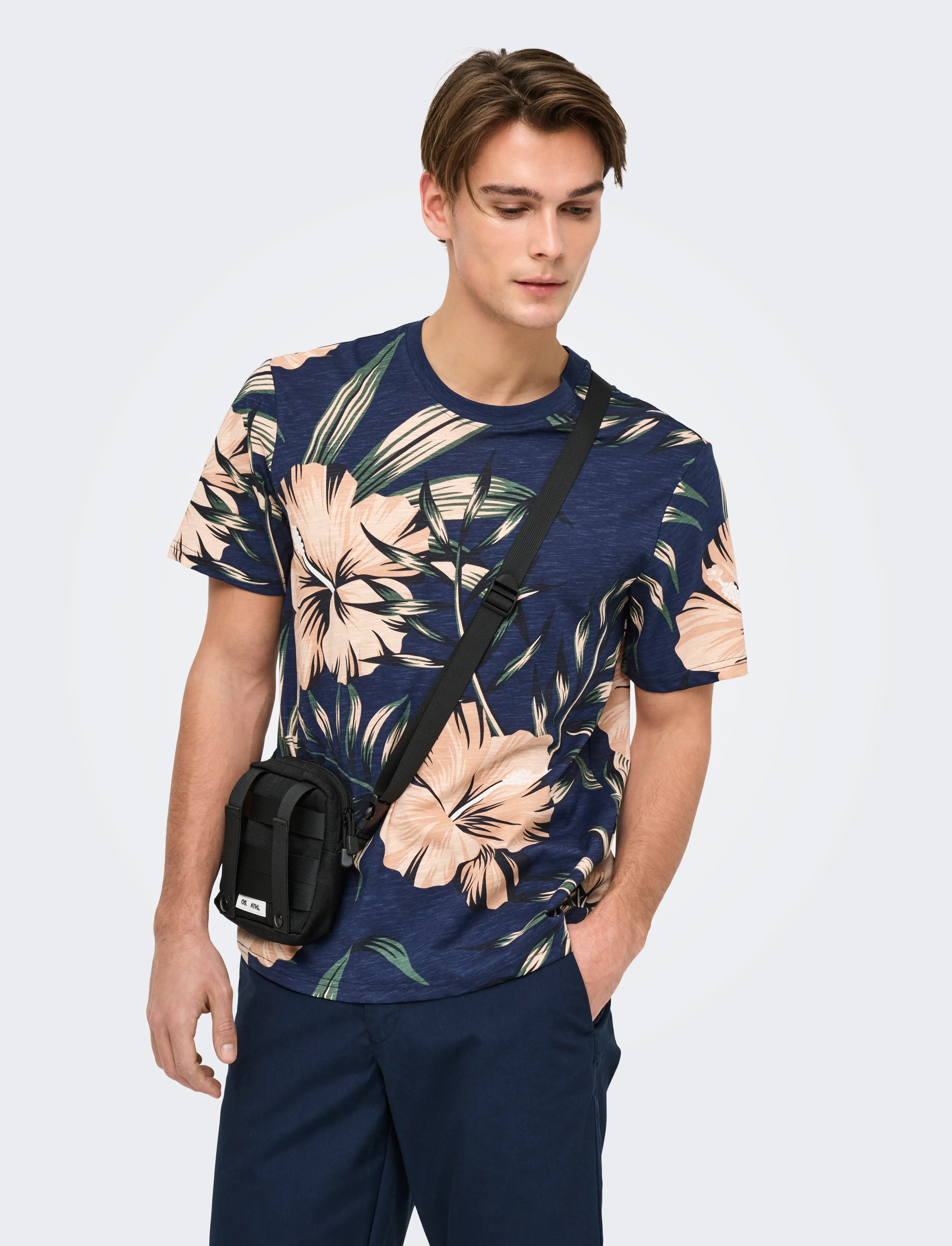 ONLY & SONS - ONSKLOP REG SS FLORAL TEE NOOS - stutterma bolir - navy blazer - 5