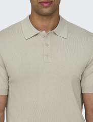 ONLY & SONS - ONSWYLER LIFE REG 14 SS POLO KNIT NOOS - die niedrigsten preise - silver lining - 5