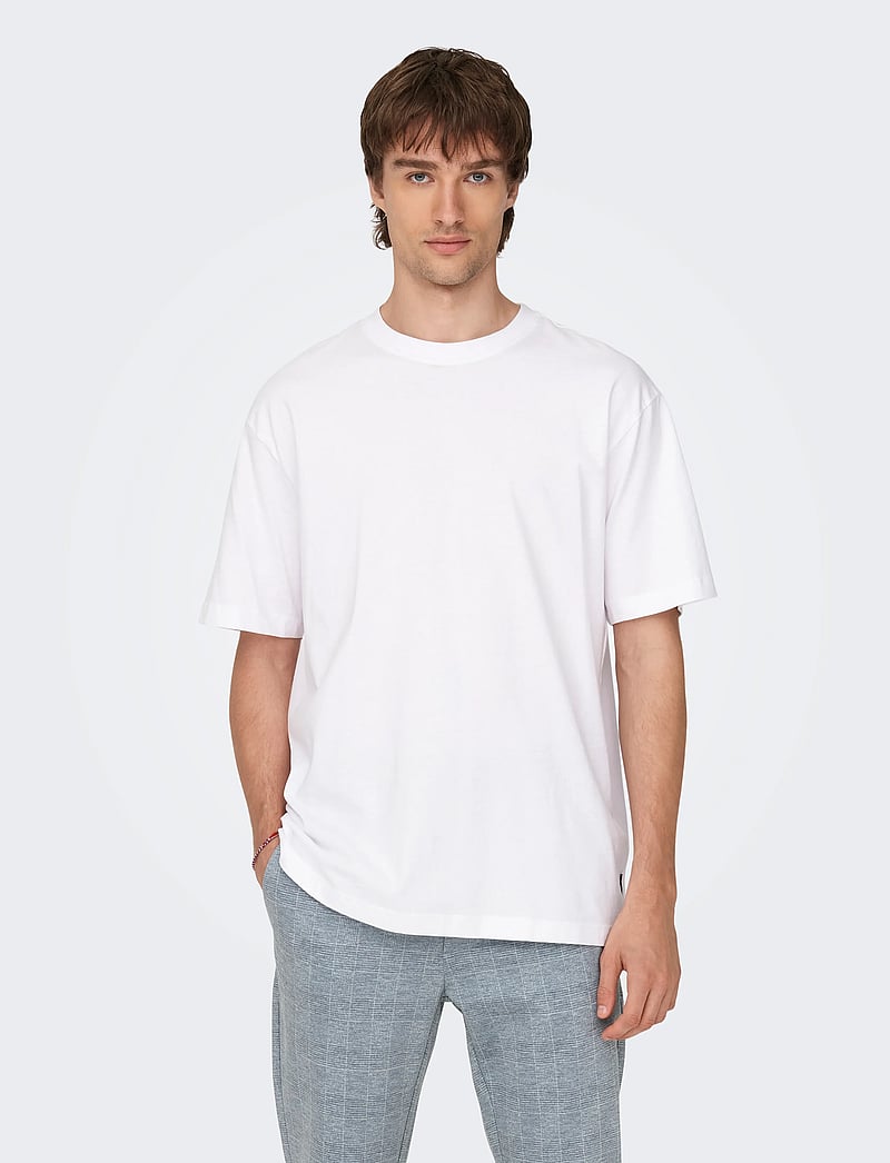 ONLY & SONS - ONSFRED LIFE RLX SS TEE NOOS - lühikeste varrukatega t-särgid - bright white - 0