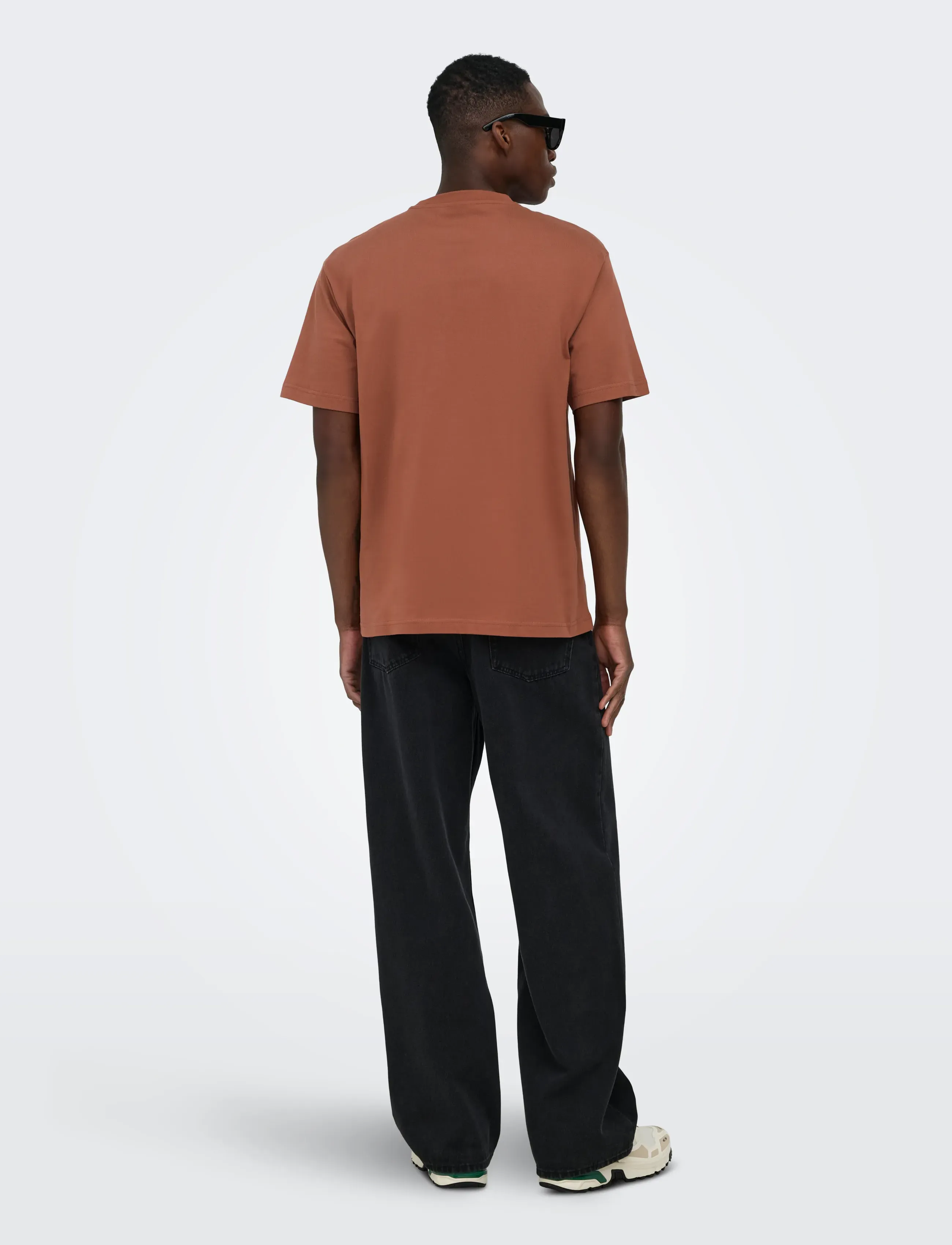 ONLY & SONS - ONSFRED LIFE RLX SS TEE NOOS - kortærmede t-shirts - rustic brown - 3